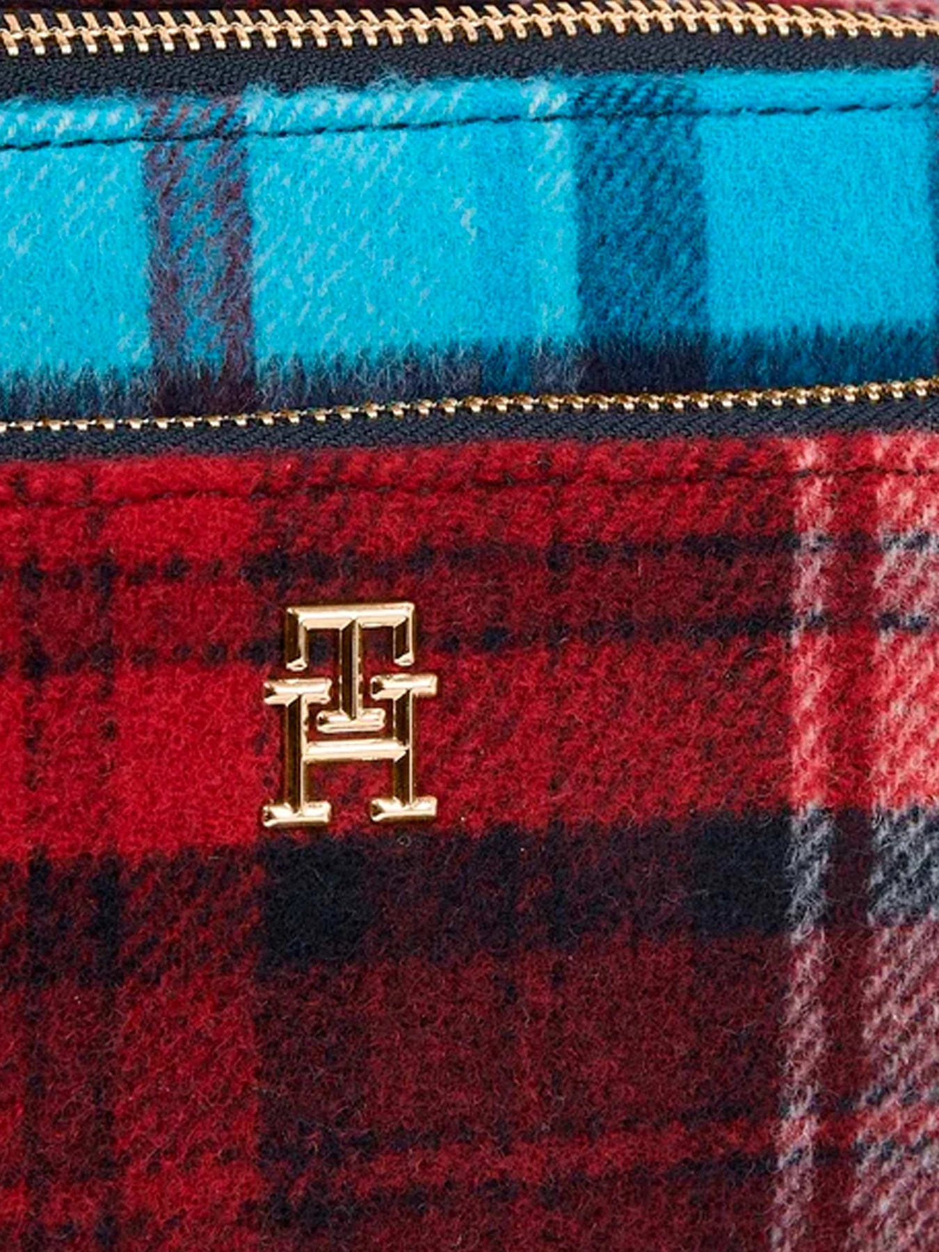 Сумки Tommy Hilfiger модель AW0AW15206-0G0 Сумки Tommy Hilfiger модель AW0AW15206-0G0 Фото