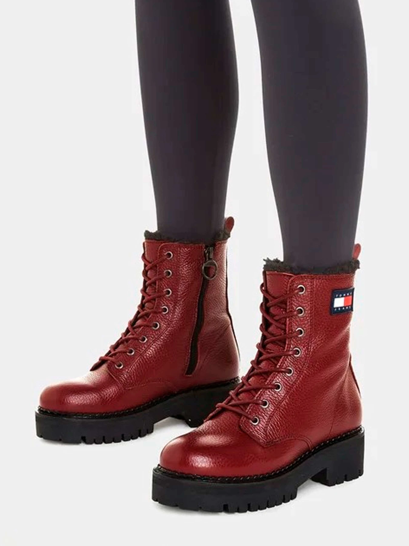 Ботинки и сапоги Tommy Hilfiger модель EN0EN02317-XJS Ботинки и сапоги Tommy Hilfiger модель EN0EN02317-XJS Фото