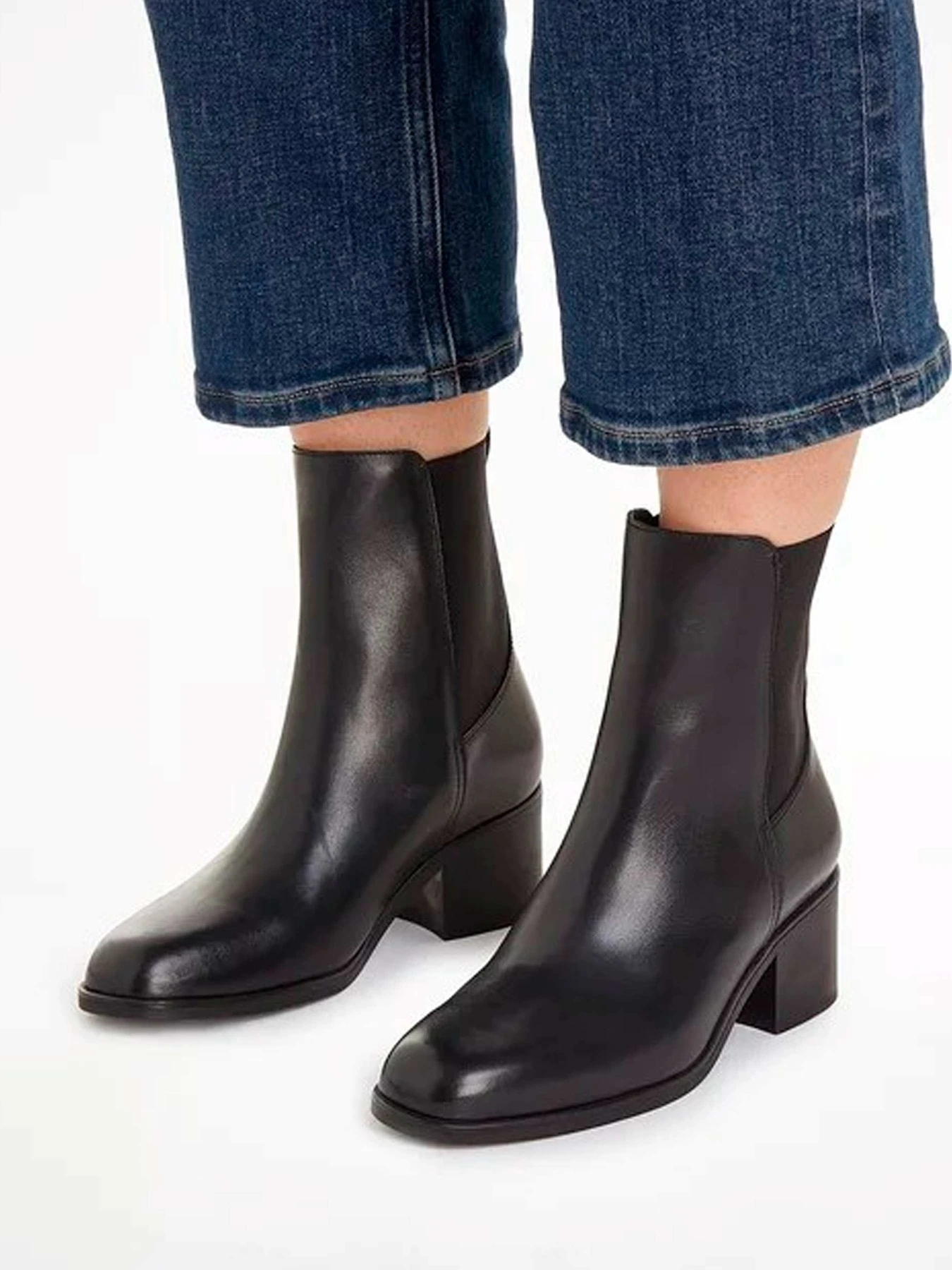 Ботинки и сапоги Tommy Hilfiger модель FW0FW07516-BDS Ботинки и сапоги Tommy Hilfiger модель FW0FW07516-BDS Фото
