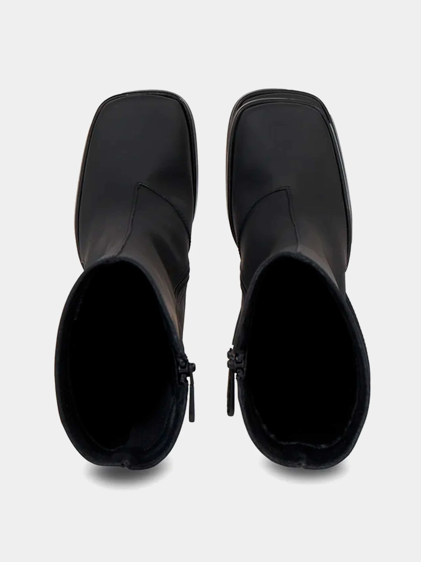 Ботинки и сапоги Calvin Klein модель YW0YW01113-0GT Ботинки и сапоги Calvin Klein модель YW0YW01113-0GT Фото