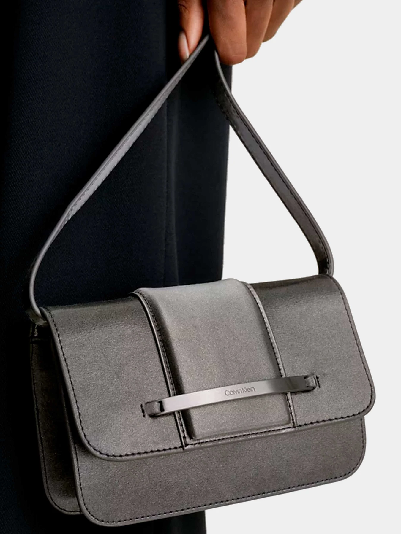 Сумки Calvin Klein модель K60K611506-PCS Сумки Calvin Klein модель K60K611506-PCS Фото