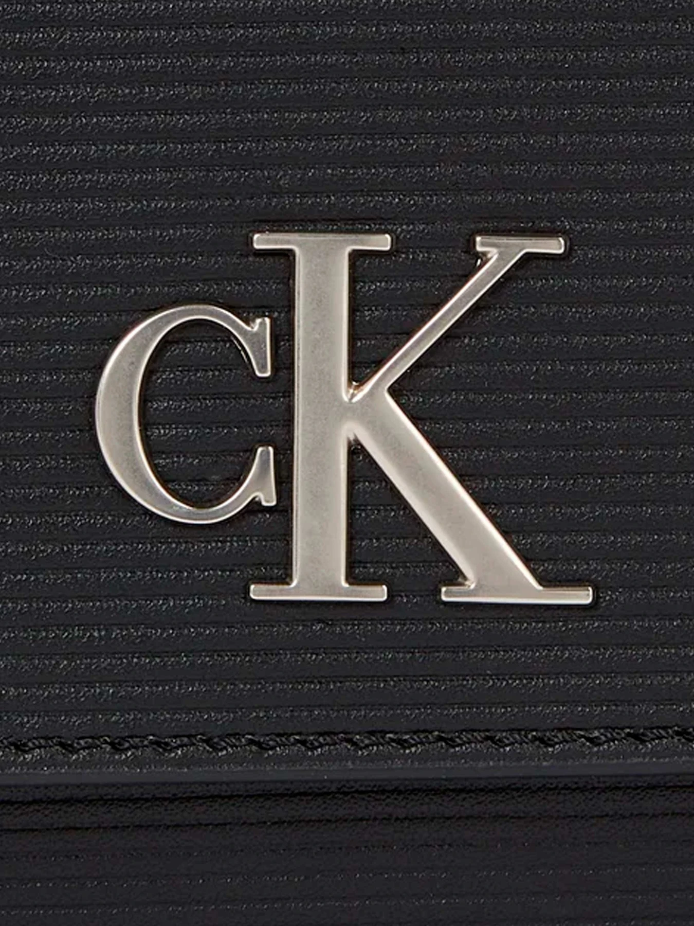 Сумки Calvin Klein модель K60K611238-BDS Сумки Calvin Klein модель K60K611238-BDS Фото
