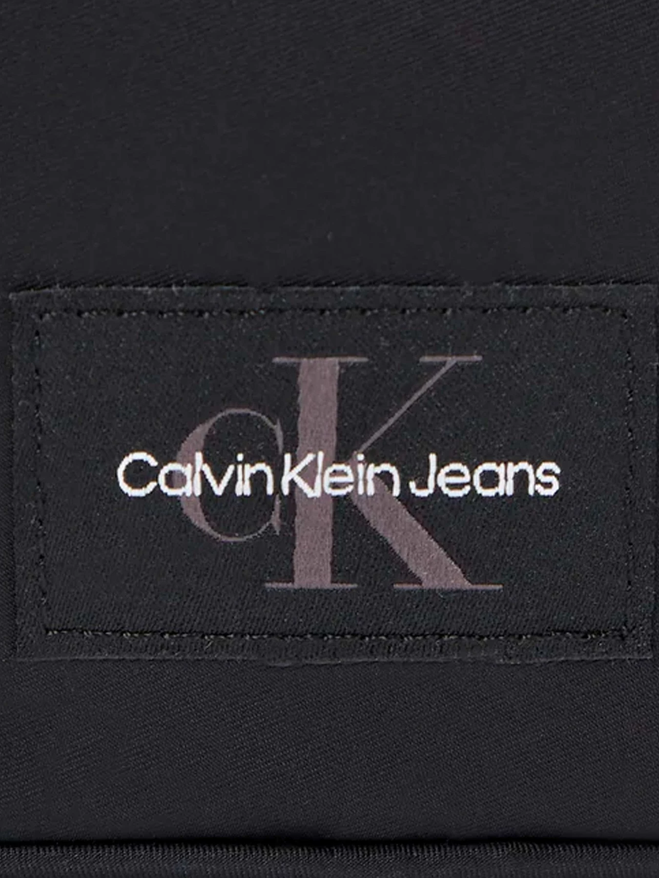 Сумки Calvin Klein модель K60K611224-BDS Сумки Calvin Klein модель K60K611224-BDS Фото