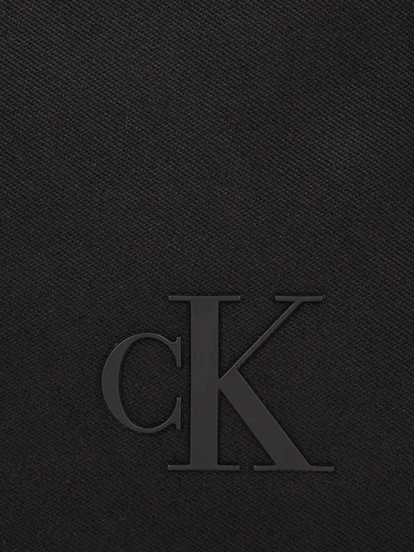 Сумки Calvin Klein модель K60K611198-BDS Сумки Calvin Klein модель K60K611198-BDS Фото