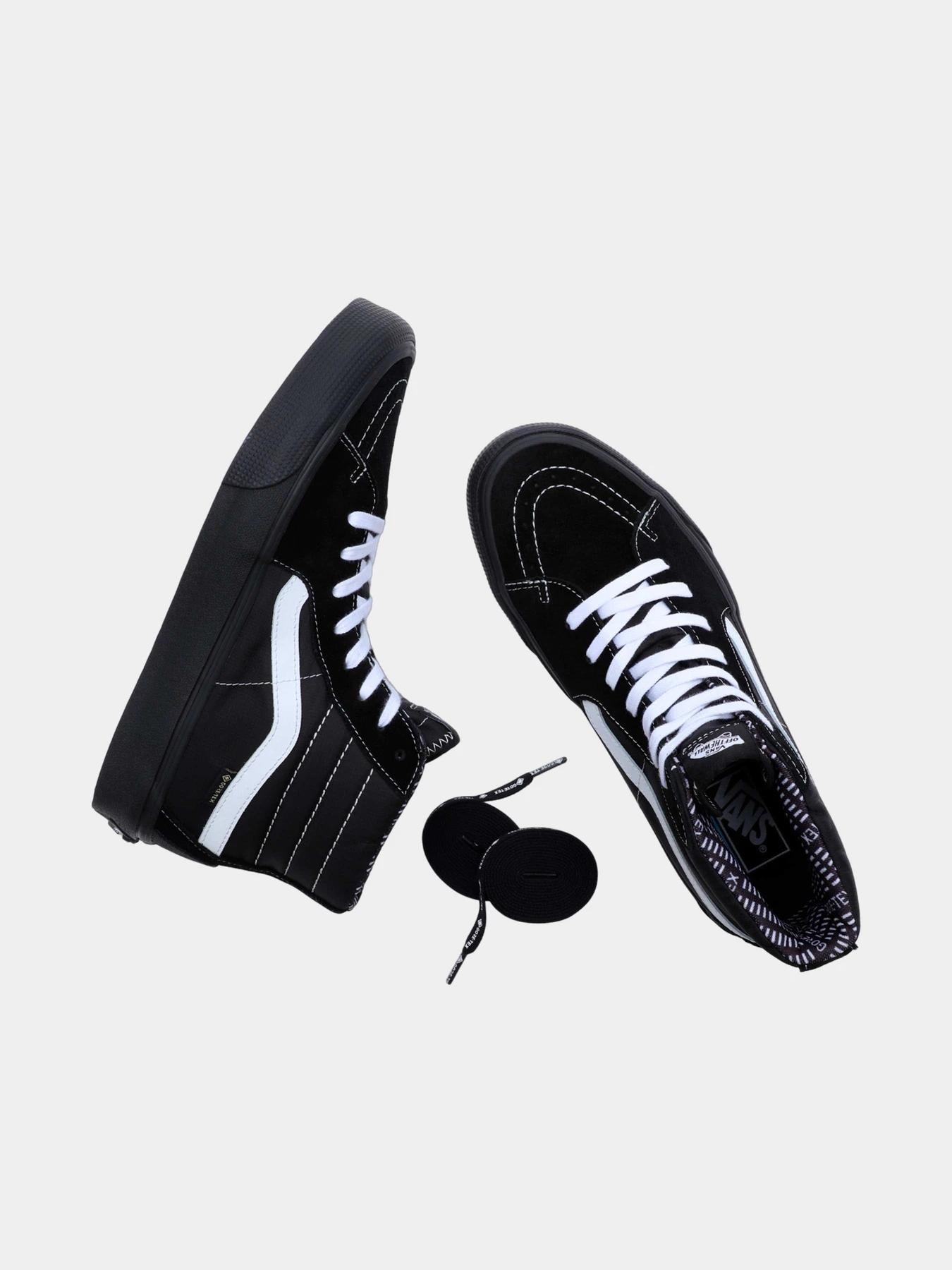 Кеды Vans модель VN0A4V9XBLA1 Кеды Vans модель VN0A4V9XBLA1 Фото
