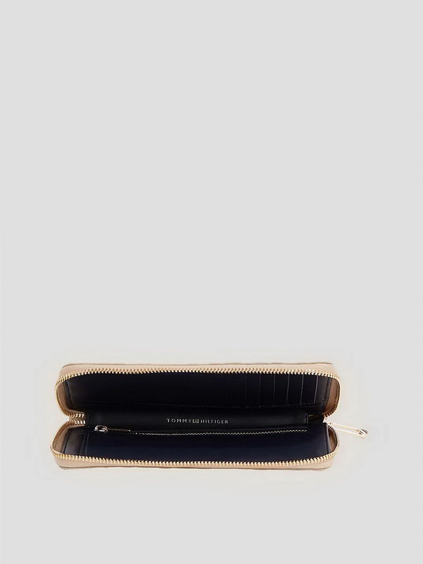 Кошельки Tommy Hilfiger модель AW0AW15272-ABO Фото