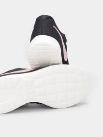 Кроссовки NIKE модель DV7786-002 Фото