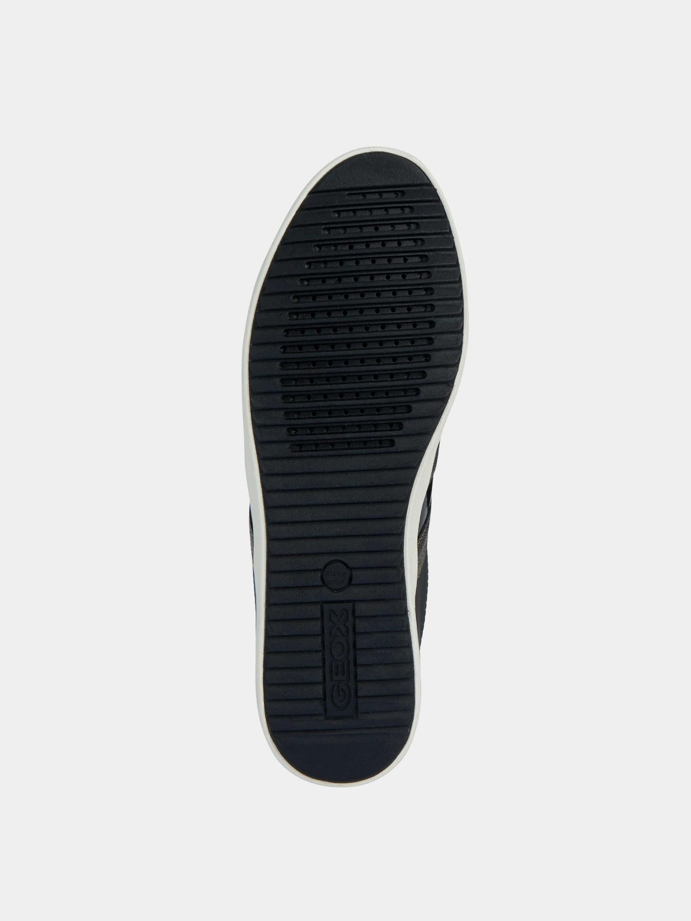 Кроссовки Geox модель D366HF-05402-C9999 Кроссовки Geox модель D366HF-05402-C9999 Фото