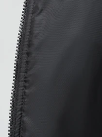 Куртки и дубленки NIKE модель FB7675-010 Фото