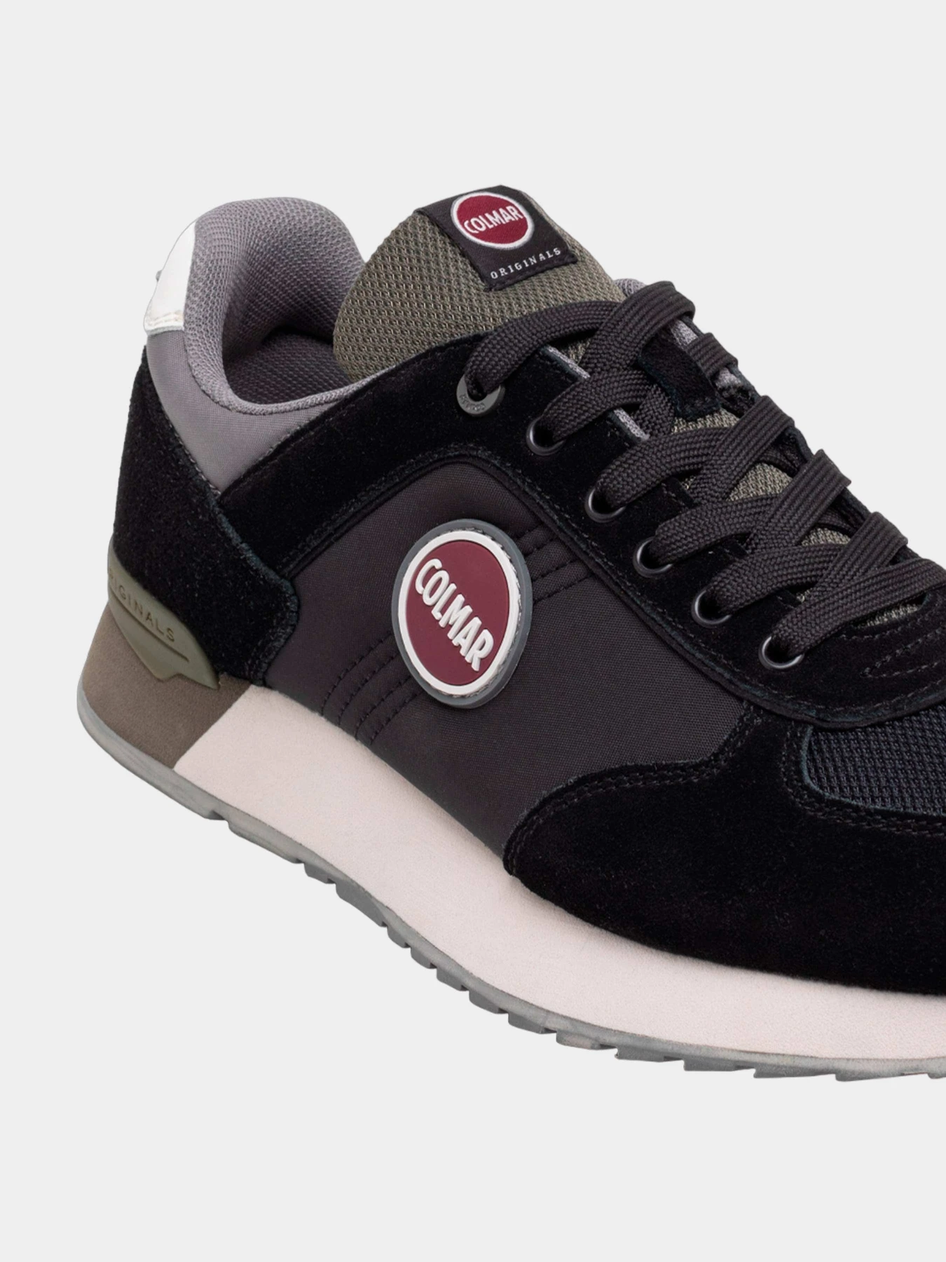 Кроссовки Colmar модель TRAVIS-A-005 Кроссовки Colmar модель TRAVIS-A-005 Фото