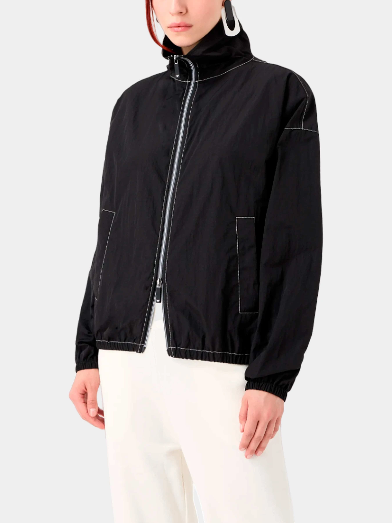 Куртки и дубленки Emporio Armani модель 6R2B72-2NS4Z-0999 Куртки и дубленки Emporio Armani модель 6R2B72-2NS4Z-0999 Фото