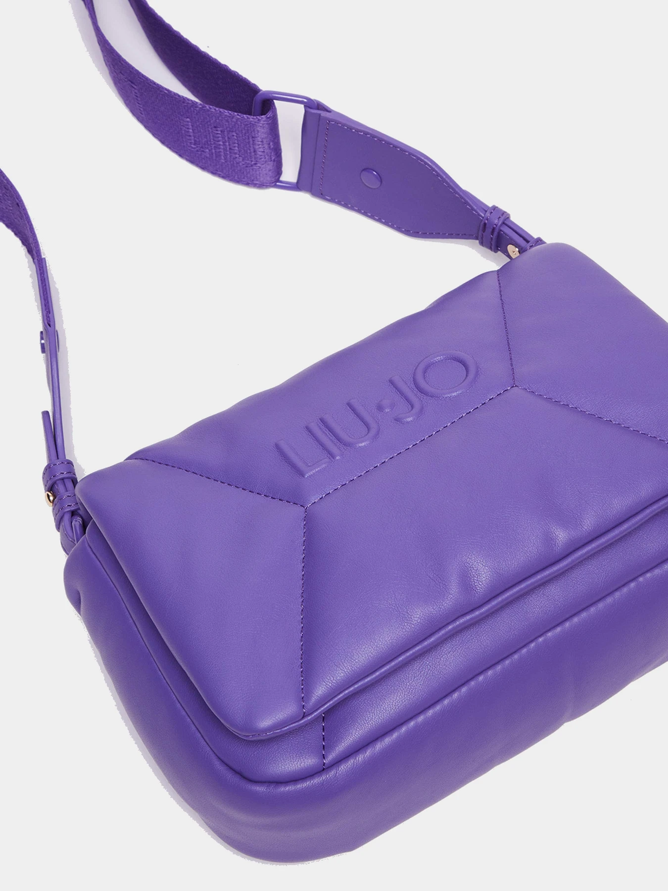 Сумки Liu Jo модель AF3308 E0015 83838 Сумки Liu Jo модель AF3308 E0015 83838 Фото