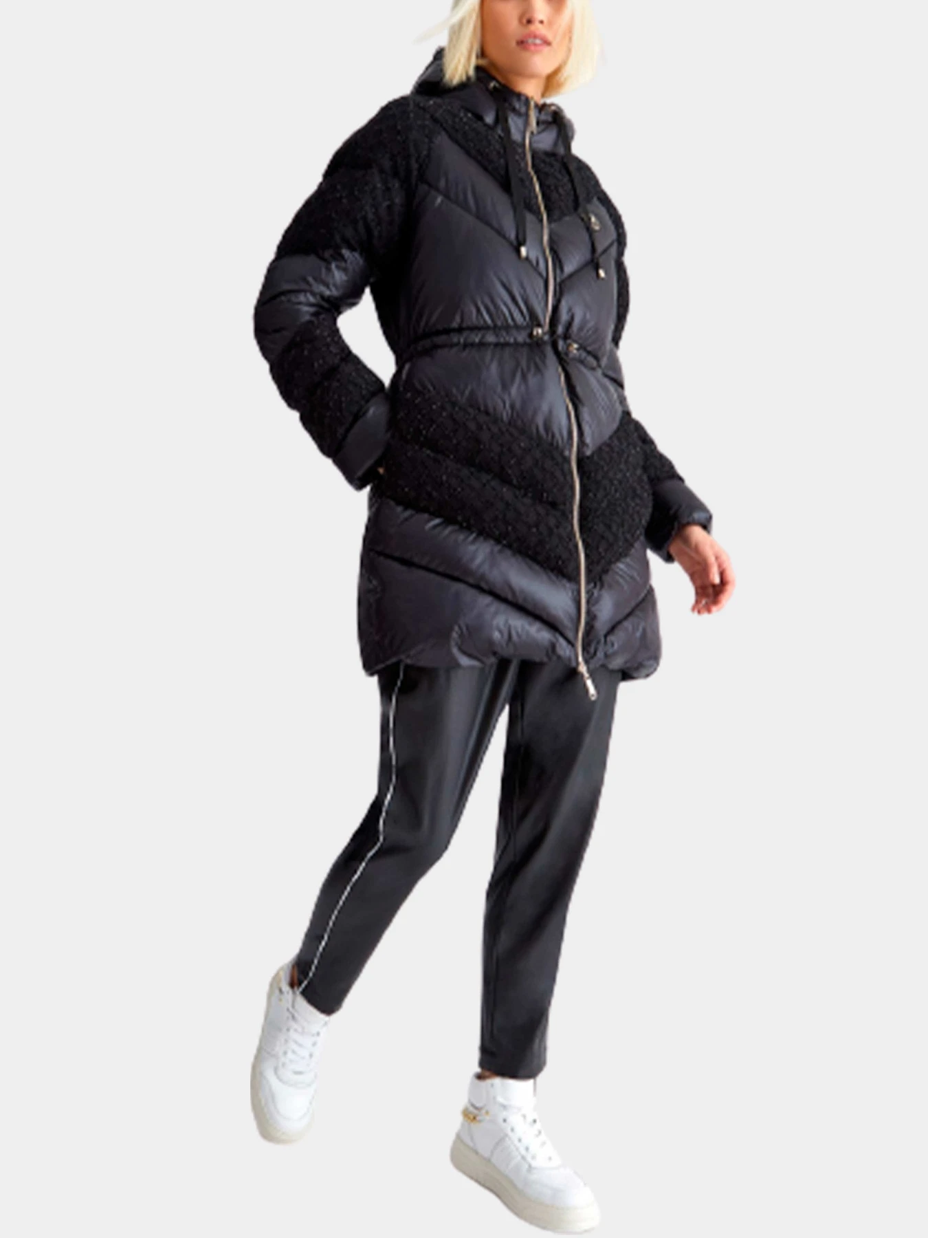 Куртки и дубленки Liu Jo модель TF3004 T3549 22222 Куртки и дубленки Liu Jo модель TF3004 T3549 22222 Фото