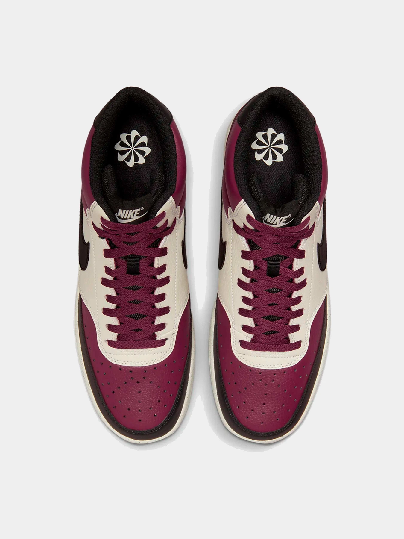 Кроссовки NIKE модель DN3577-600 Кроссовки NIKE модель DN3577-600 Фото