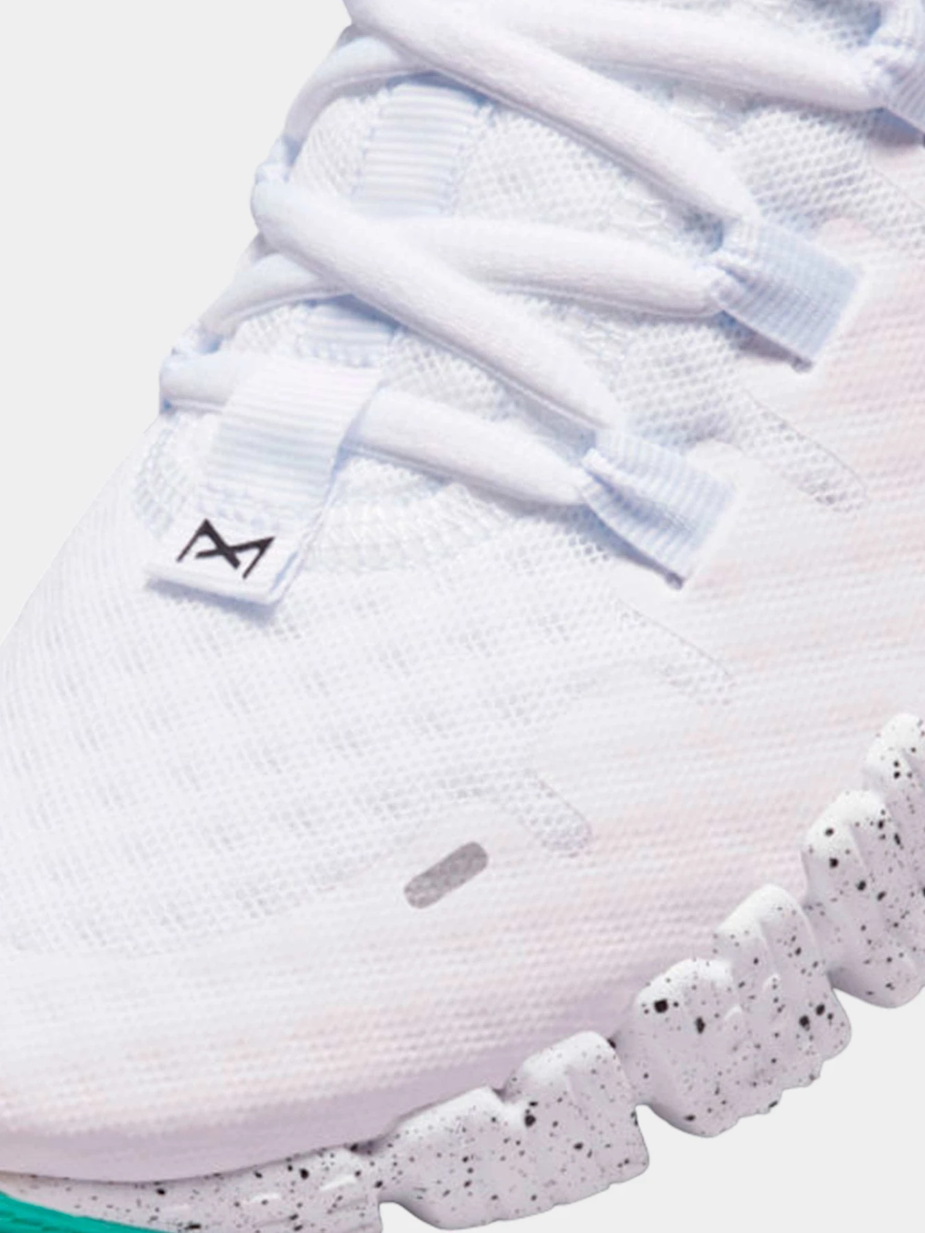 Кроссовки NIKE модель DV3950-101 Кроссовки NIKE модель DV3950-101 Фото