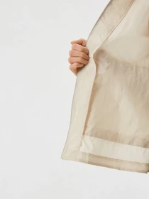 Куртки и дубленки Emporio Armani модель 3L2B66-2NKLZ-0104 Фото