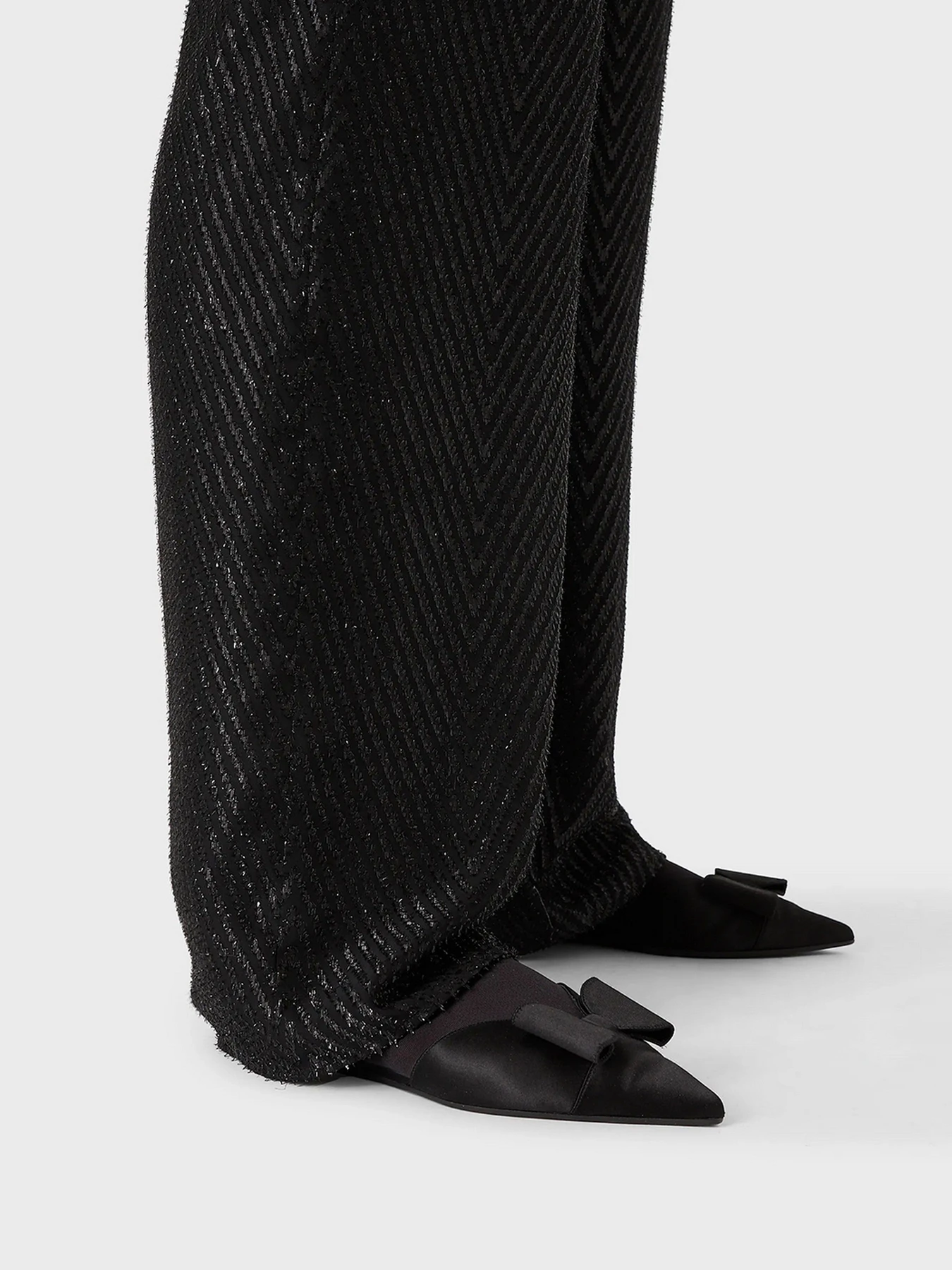 Брюки Emporio Armani модель INP1ST-I9920-999 Брюки Emporio Armani модель INP1ST-I9920-999 Фото