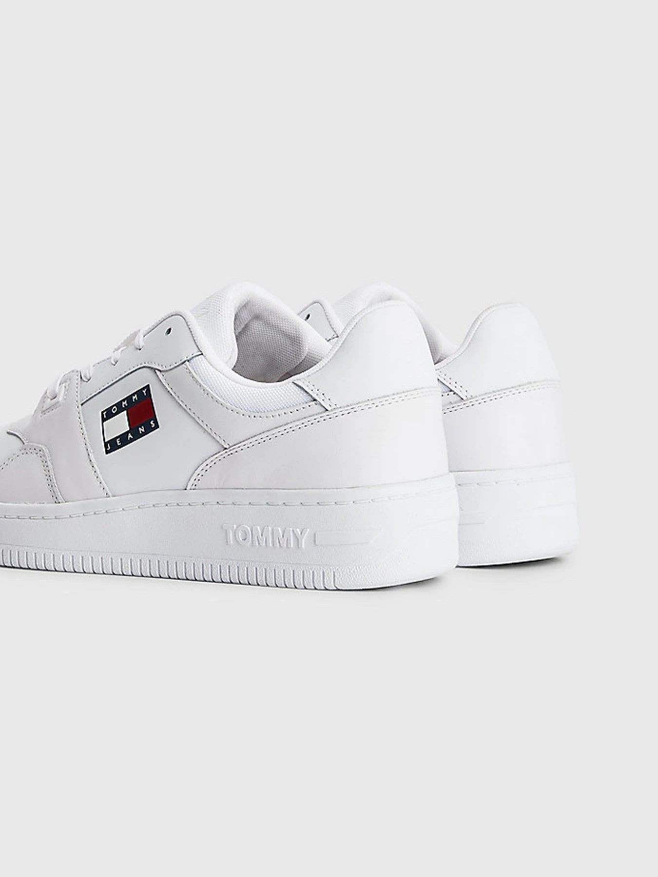 Кроссовки Tommy Hilfiger модель EM0EM00955-YBR Кроссовки Tommy Hilfiger модель EM0EM00955-YBR Фото