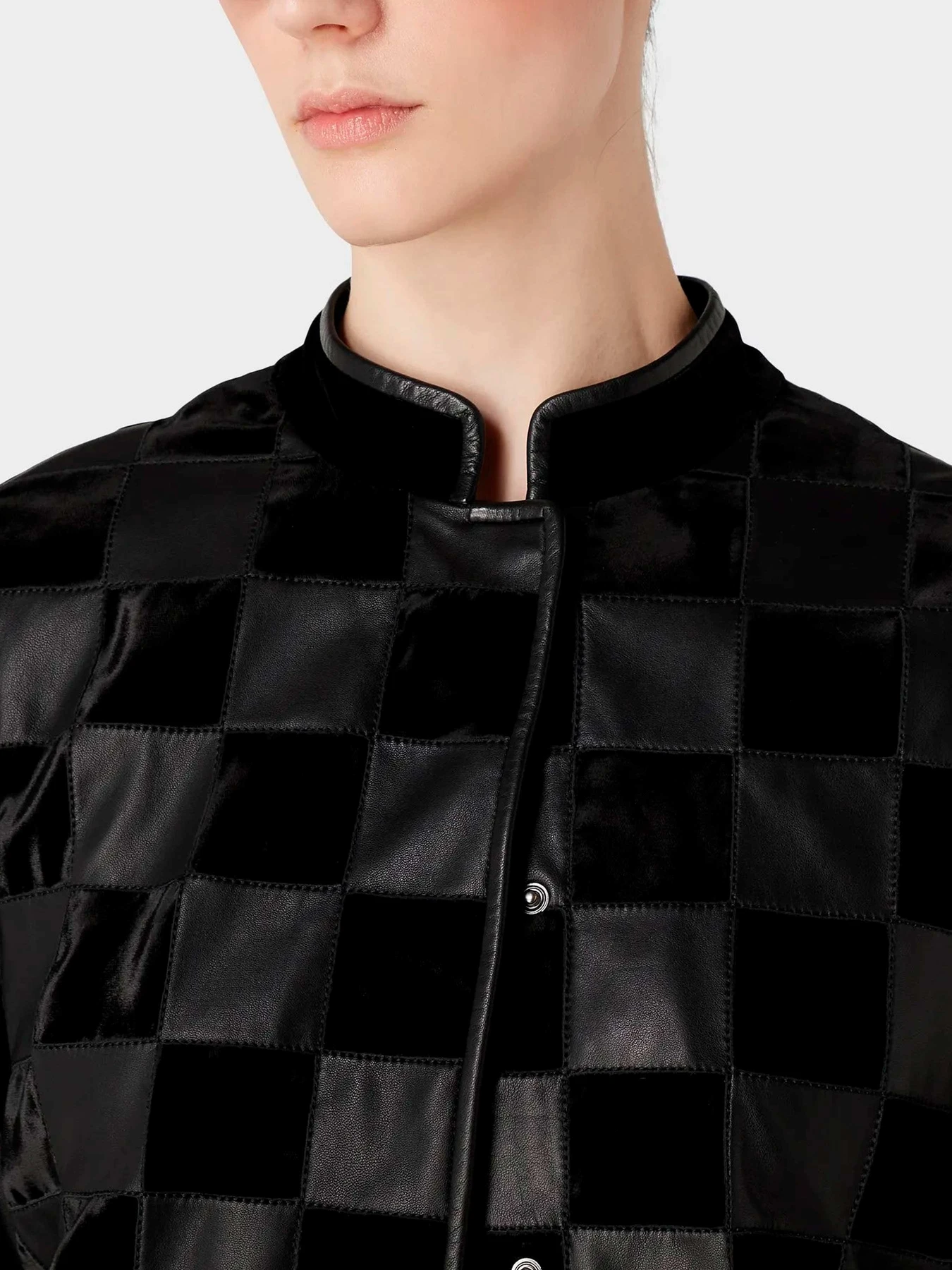 Куртки и дубленки Emporio Armani модель H4NG68-E2P94-999 Куртки и дубленки Emporio Armani модель H4NG68-E2P94-999 Фото