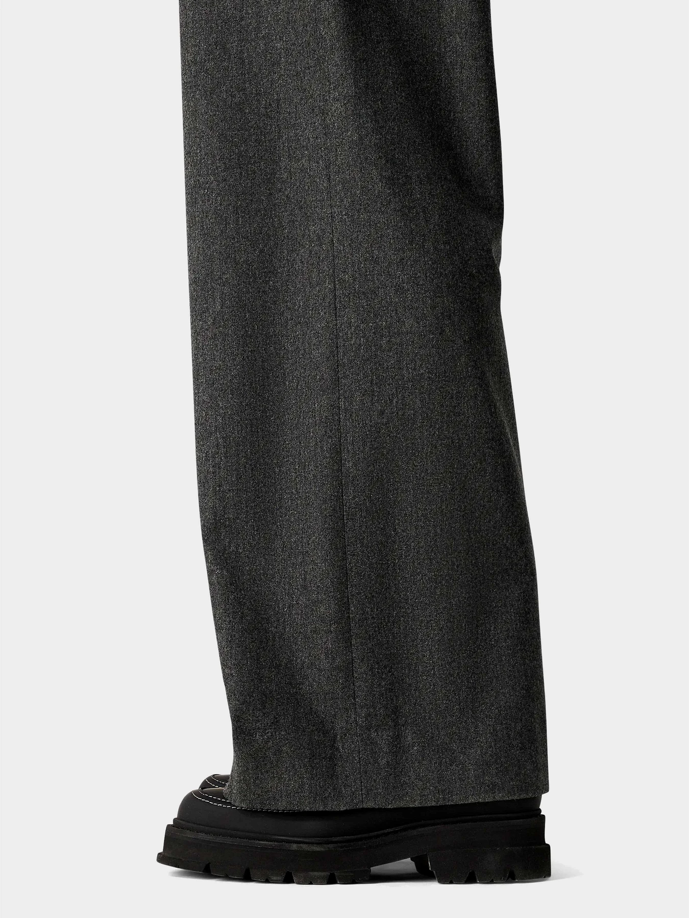 Брюки Emporio Armani модель H4NP37-E2109-630 Фото