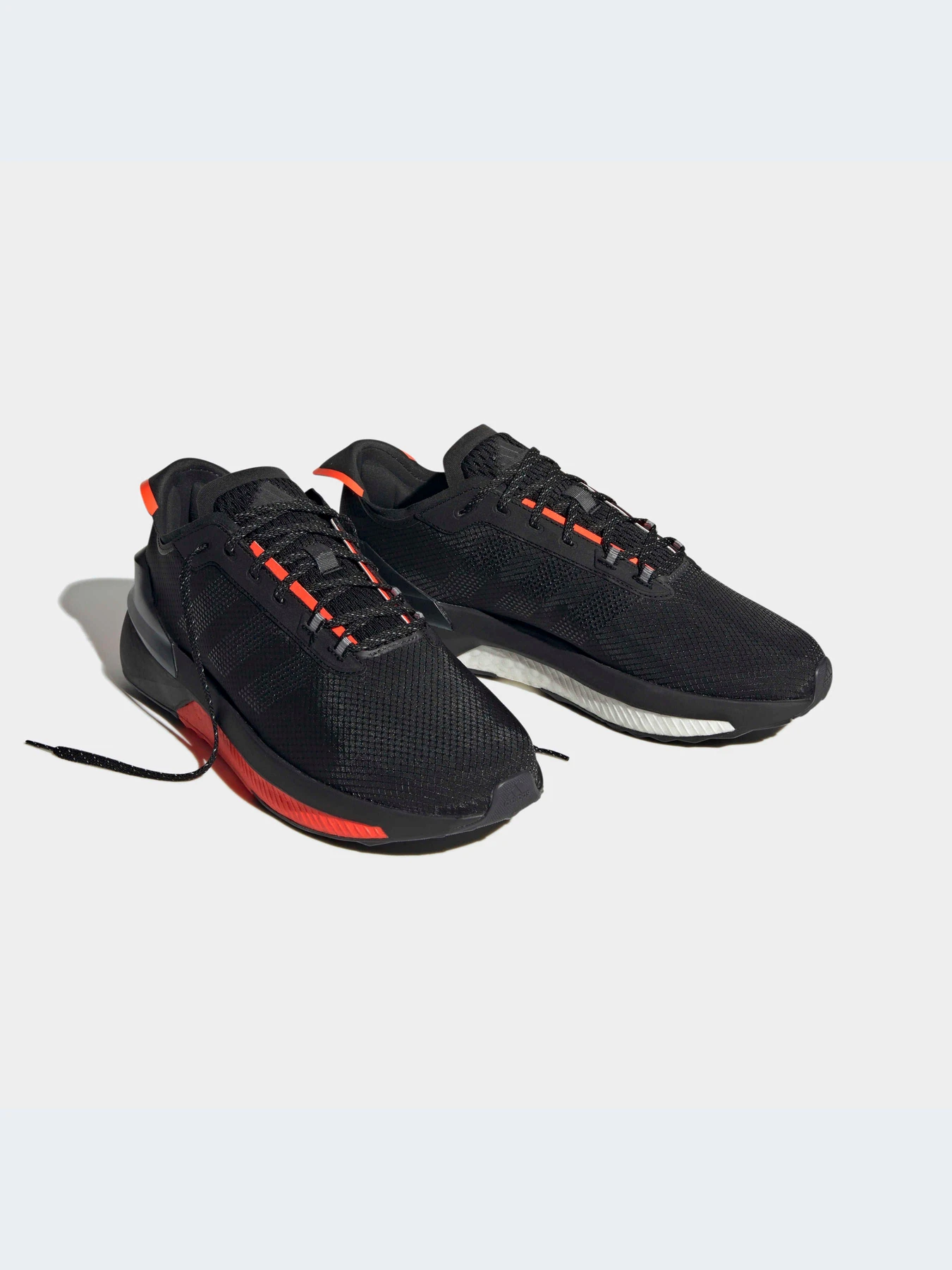 Кроссовки Adidas AVRYN модель HP5980-KZ Кроссовки Adidas AVRYN модель HP5980-KZ Фото