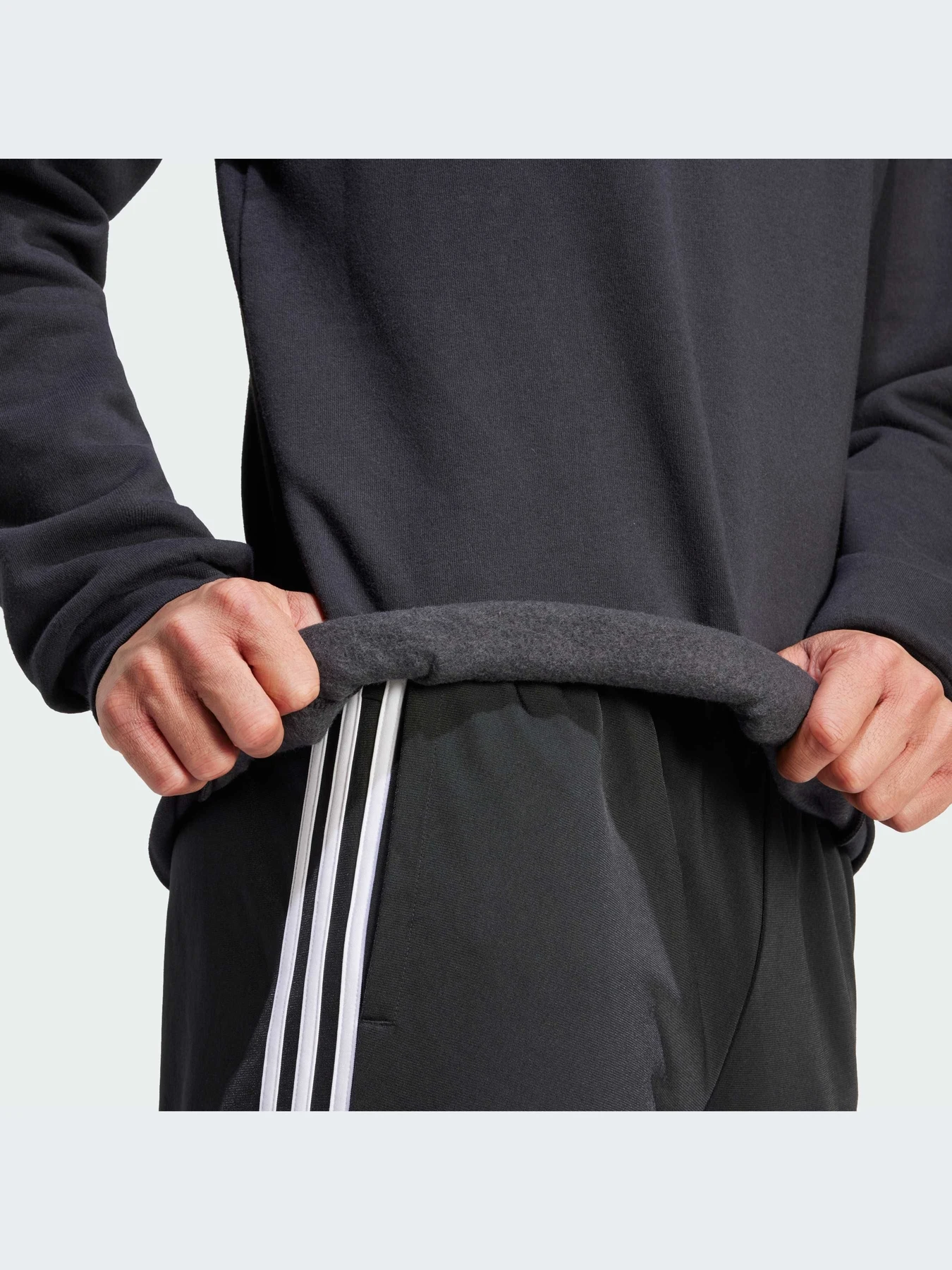 Худи и свитшоты Adidas модель GV5295-KZ Худи и свитшоты Adidas модель GV5295-KZ Фото