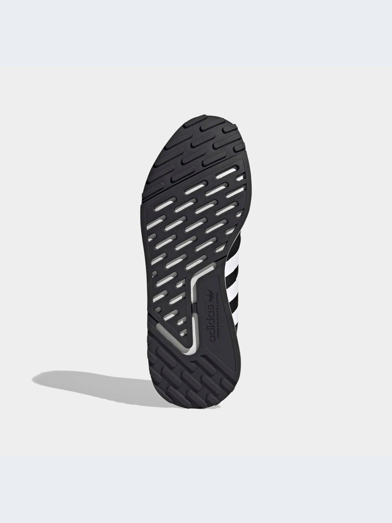 Кроссовки Adidas модель FX5119-KZ Кроссовки Adidas модель FX5119-KZ Фото