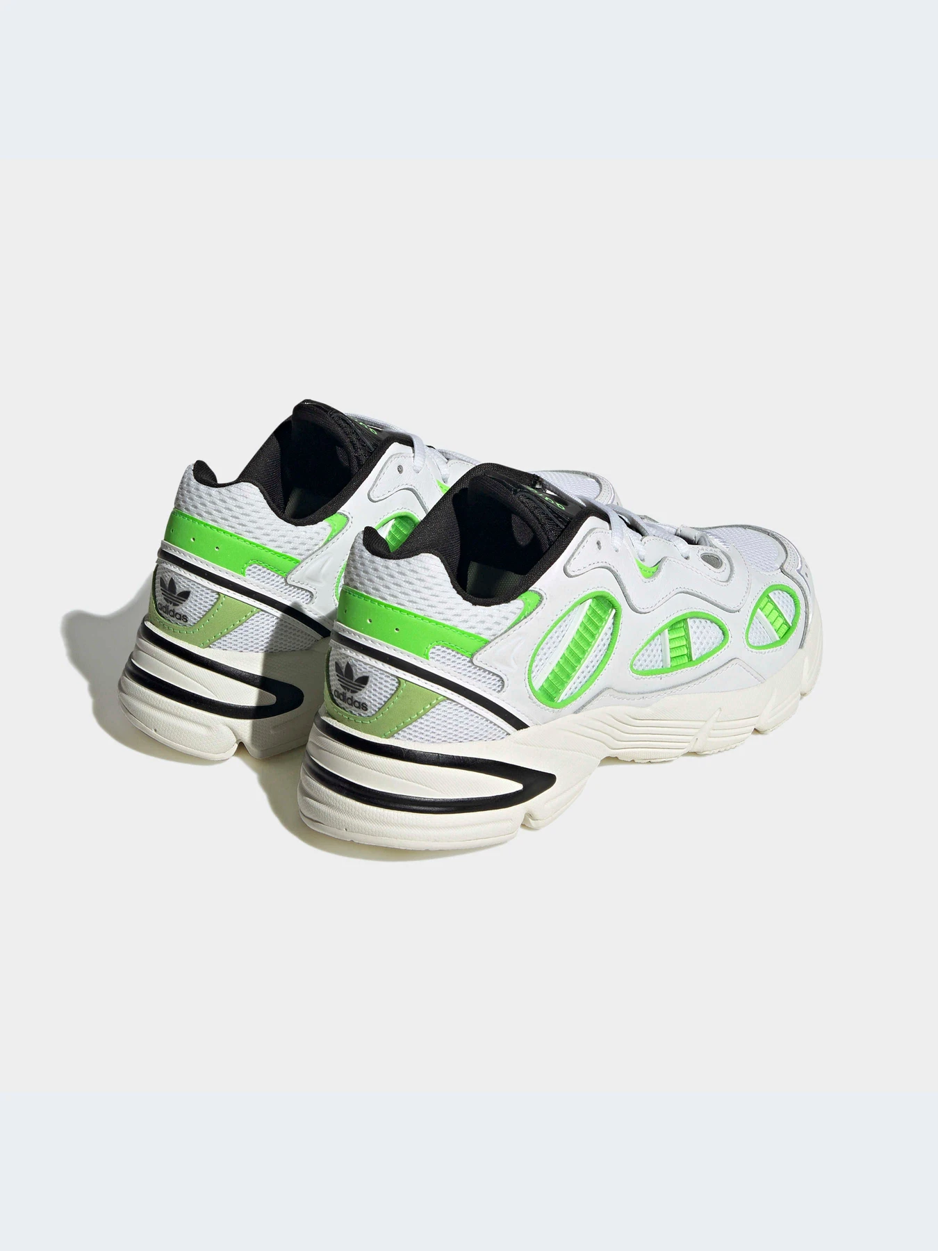 Кроссовки Adidas Astir модель HP2815-KZ Кроссовки Adidas Astir модель HP2815-KZ Фото