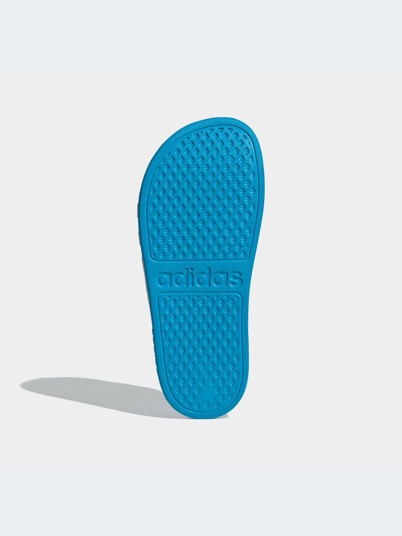 Шлёпанцы Adidas Adilette модель FY8071-KZ Шлёпанцы Adidas Adilette модель FY8071-KZ Фото