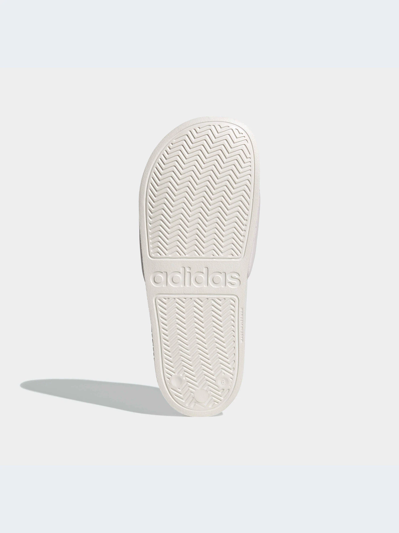 Шлёпанцы Adidas Adilette модель GZ5925-KZ Шлёпанцы Adidas Adilette модель GZ5925-KZ Фото