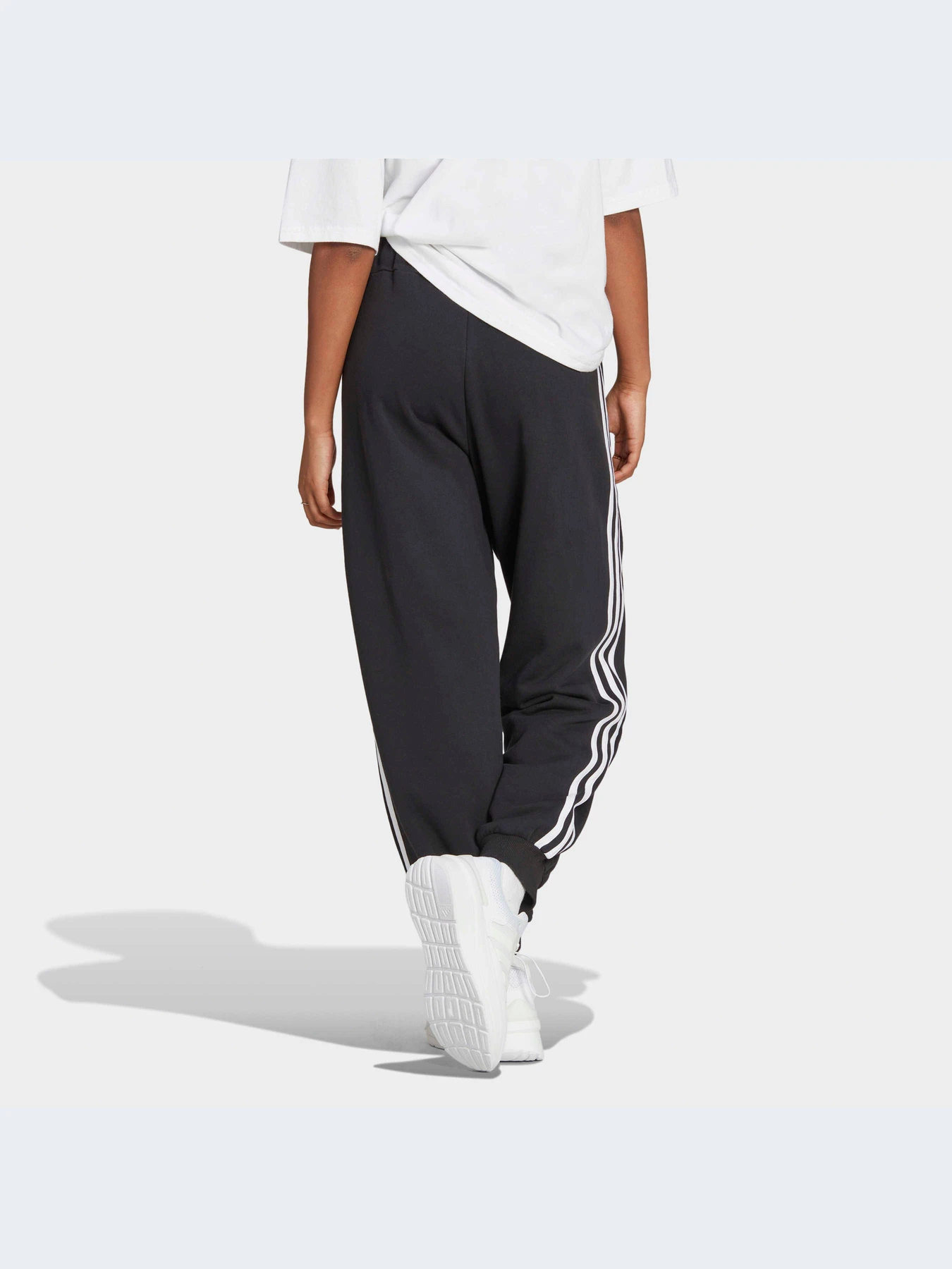 Брюки Adidas модель HA4375-KZ Брюки Adidas модель HA4375-KZ Фото