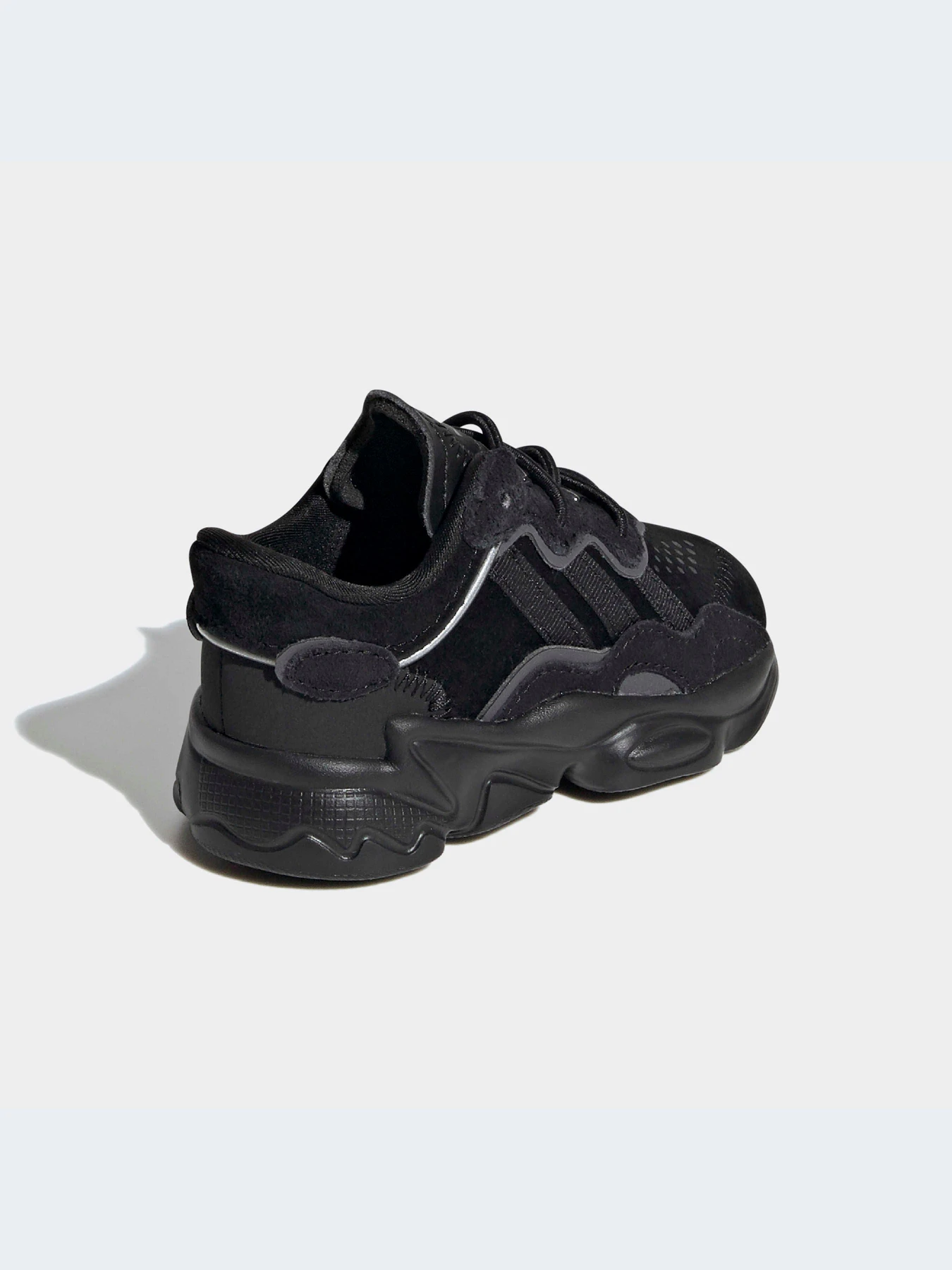 Кроссовки Adidas Ozweego модель EF6300-KZ Кроссовки Adidas Ozweego модель EF6300-KZ Фото