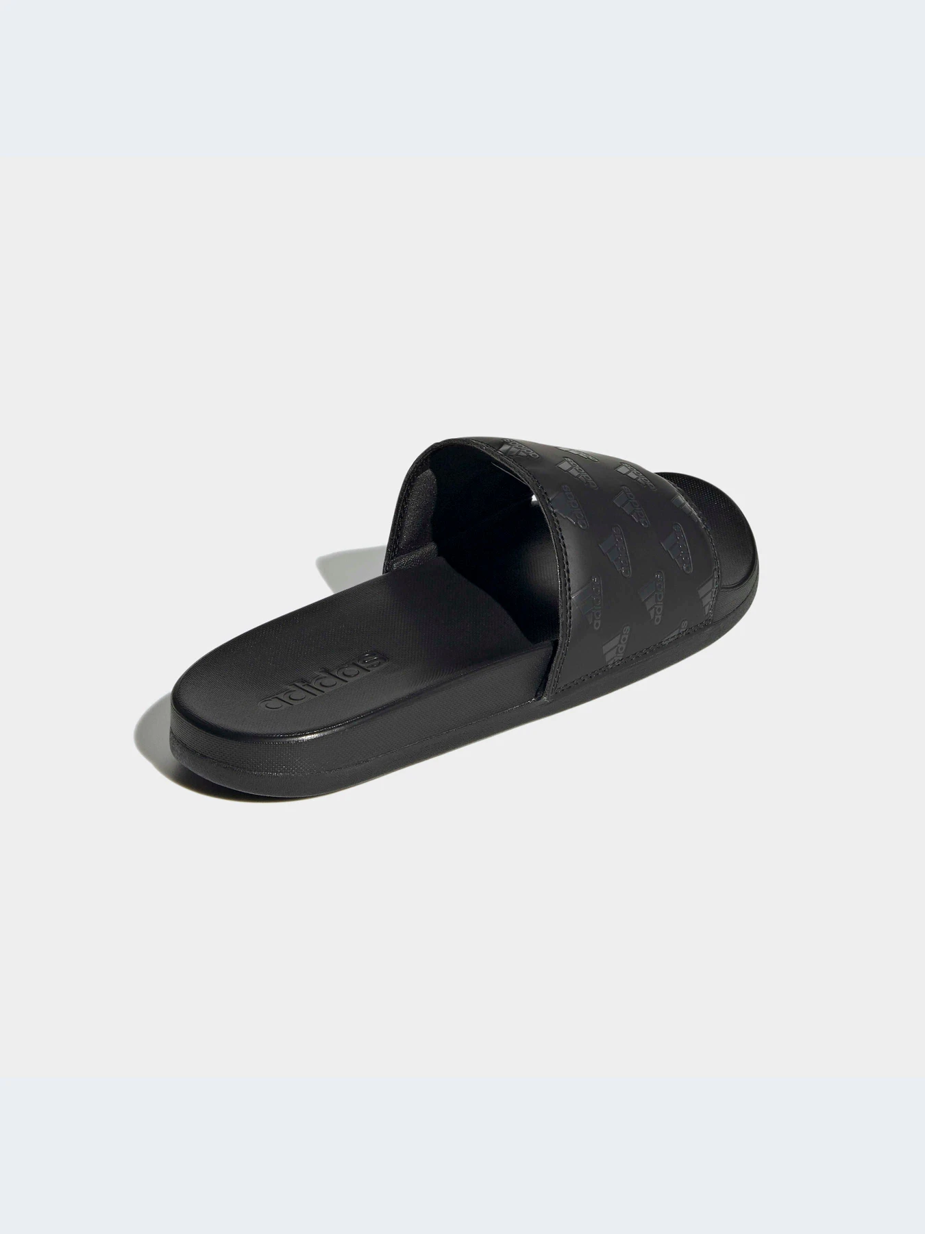 Шлёпанцы Adidas Adilette модель GV9736-KZ Шлёпанцы Adidas Adilette модель GV9736-KZ Фото