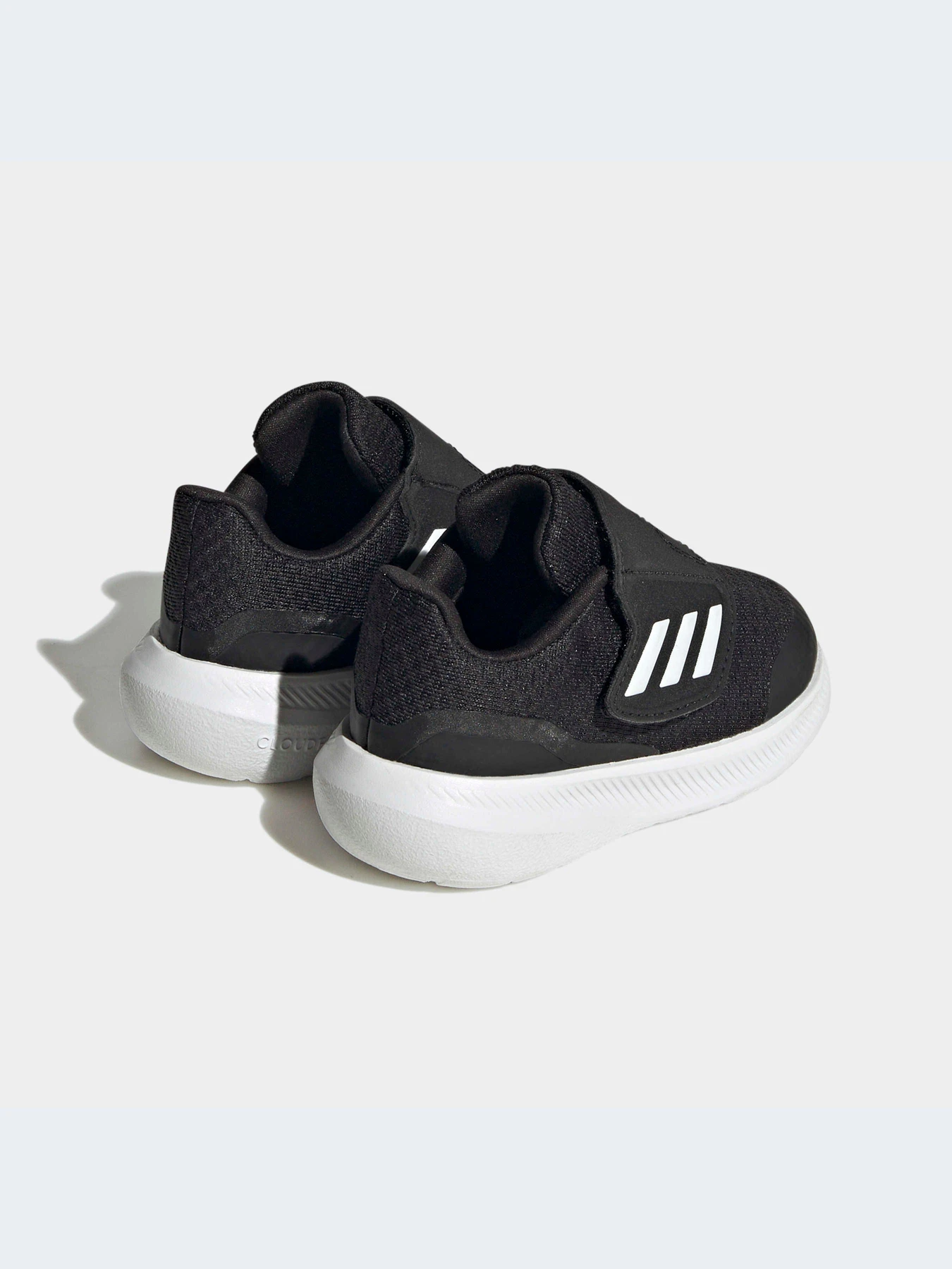 Кроссовки Adidas Runfalcon модель HP5863-KZ Кроссовки Adidas Runfalcon модель HP5863-KZ Фото