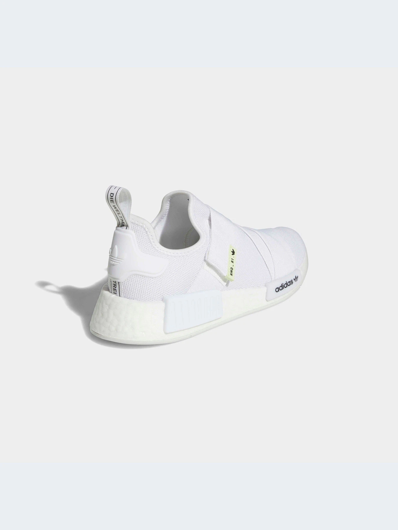 Кроссовки Adidas NMD модель GW5699-KZ Кроссовки Adidas NMD модель GW5699-KZ Фото