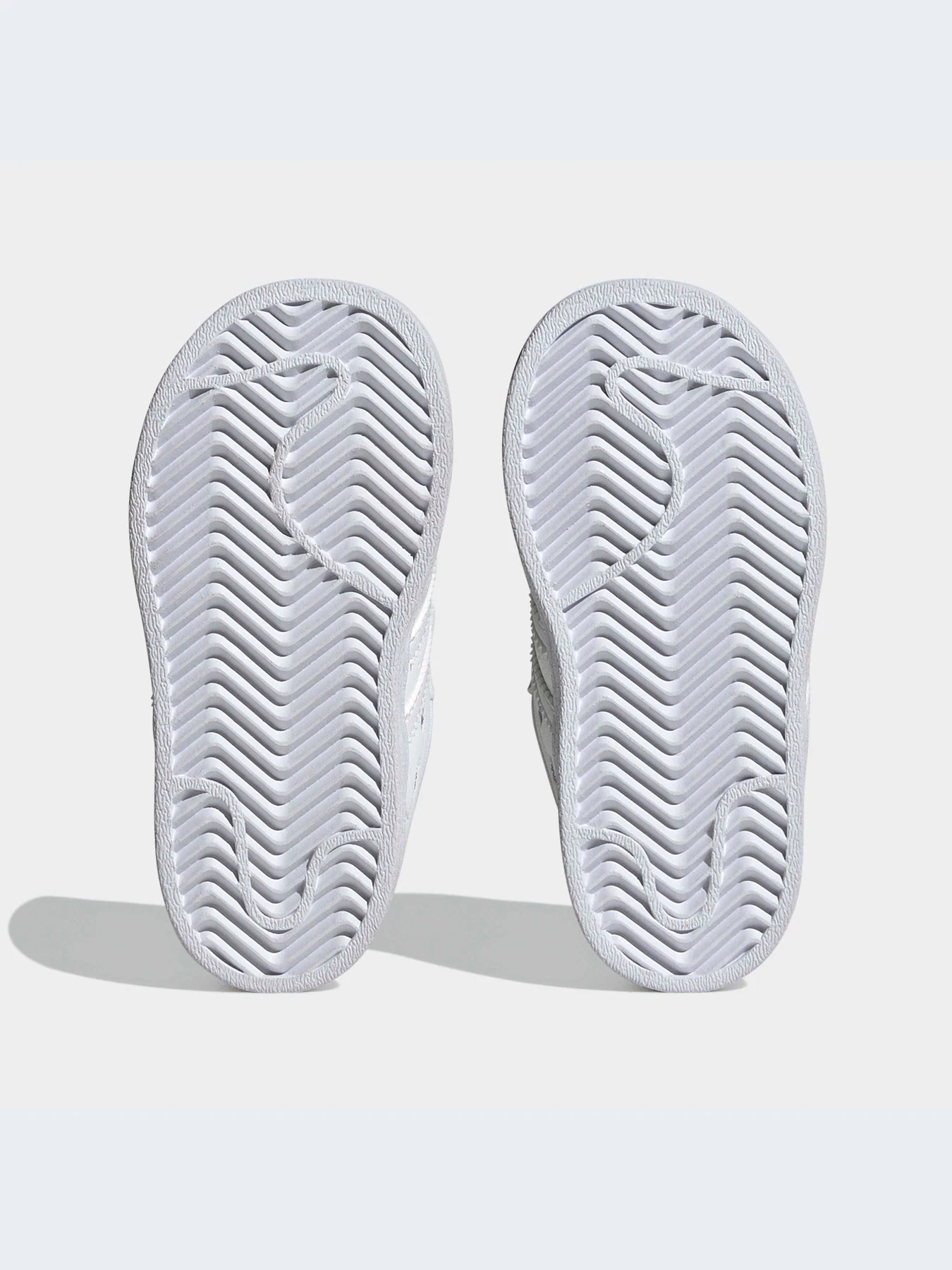 Кроссовки Adidas Superstar модель HQ4289-KZ Кроссовки Adidas Superstar модель HQ4289-KZ Фото