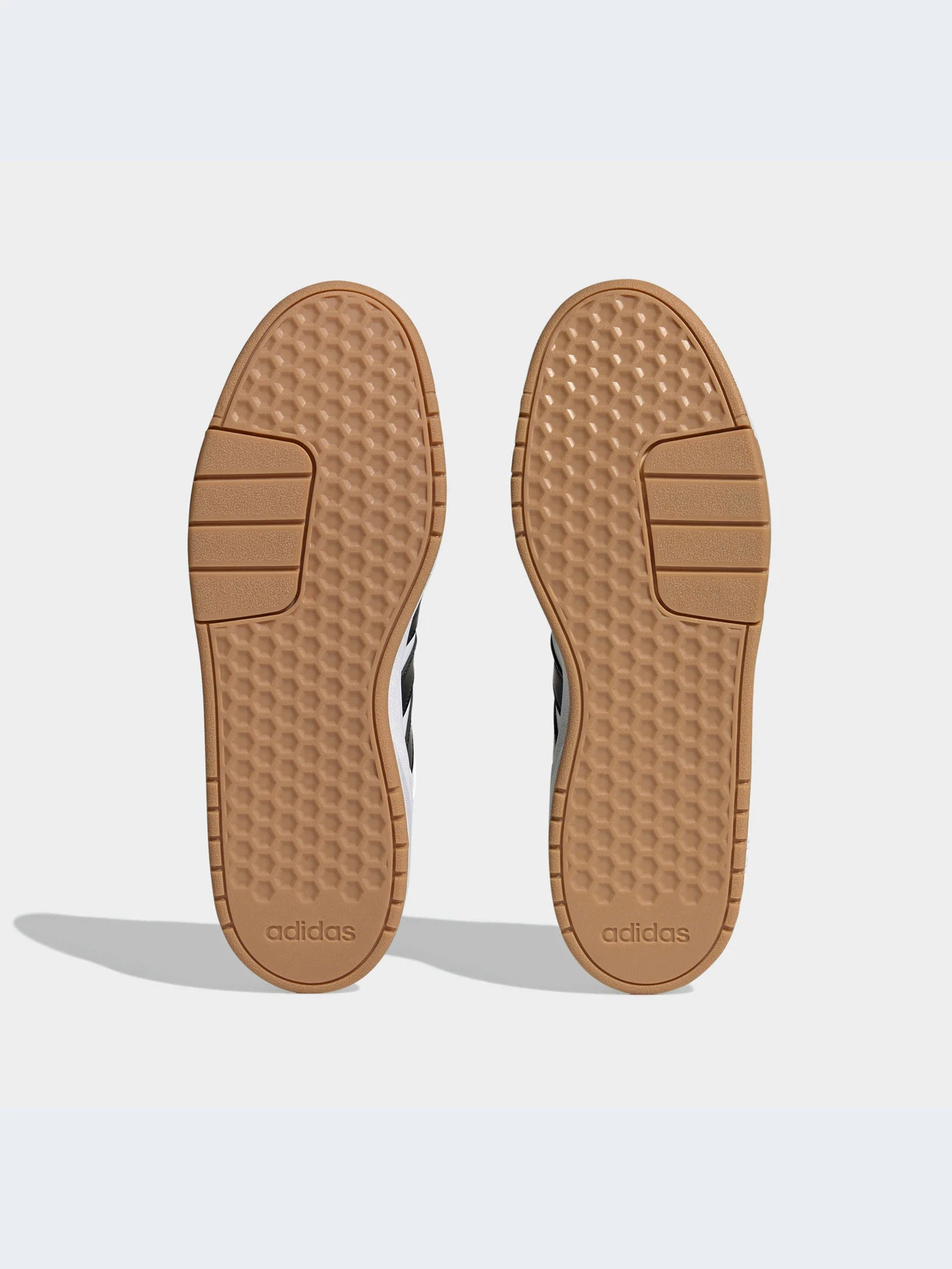 Кроссовки Adidas Court модель HQ1762-KZ Кроссовки Adidas Court модель HQ1762-KZ Фото