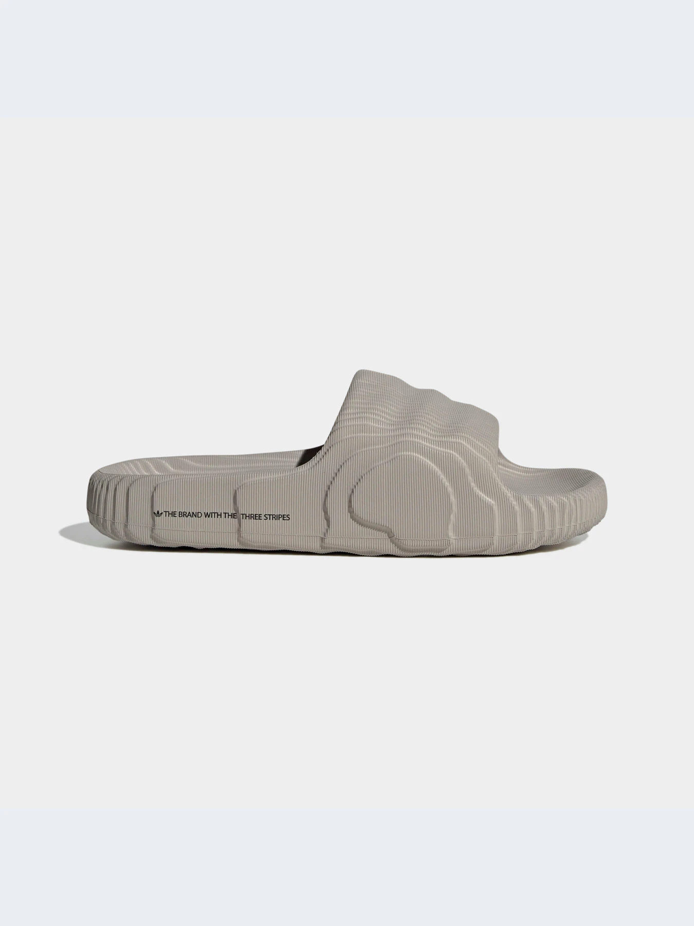 Шлёпанцы Adidas Adilette модель HQ4670-KZ Шлёпанцы Adidas Adilette модель HQ4670-KZ Фото
