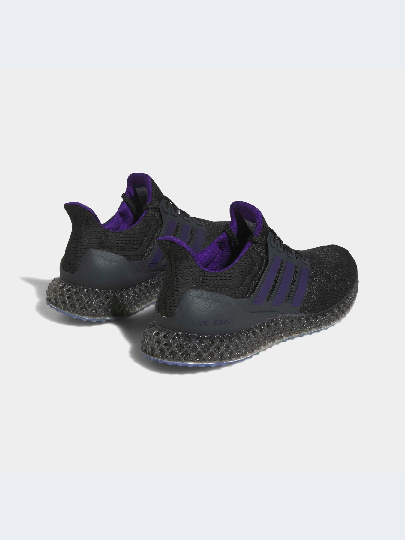 Кроссовки Adidas модель HP9736-KZ Кроссовки Adidas модель HP9736-KZ Фото