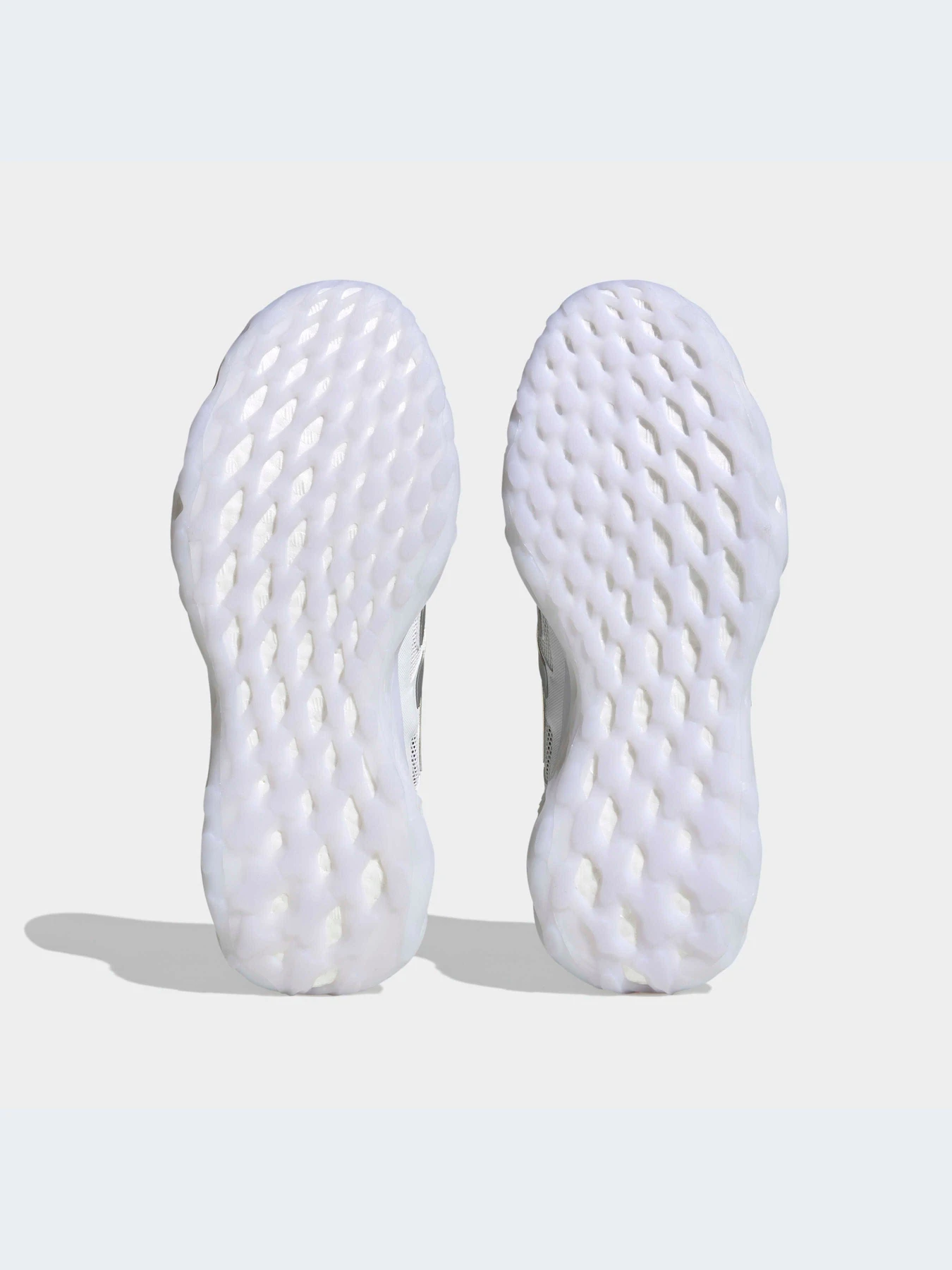 Кроссовки Adidas модель HQ6992-KZ Кроссовки Adidas модель HQ6992-KZ Фото