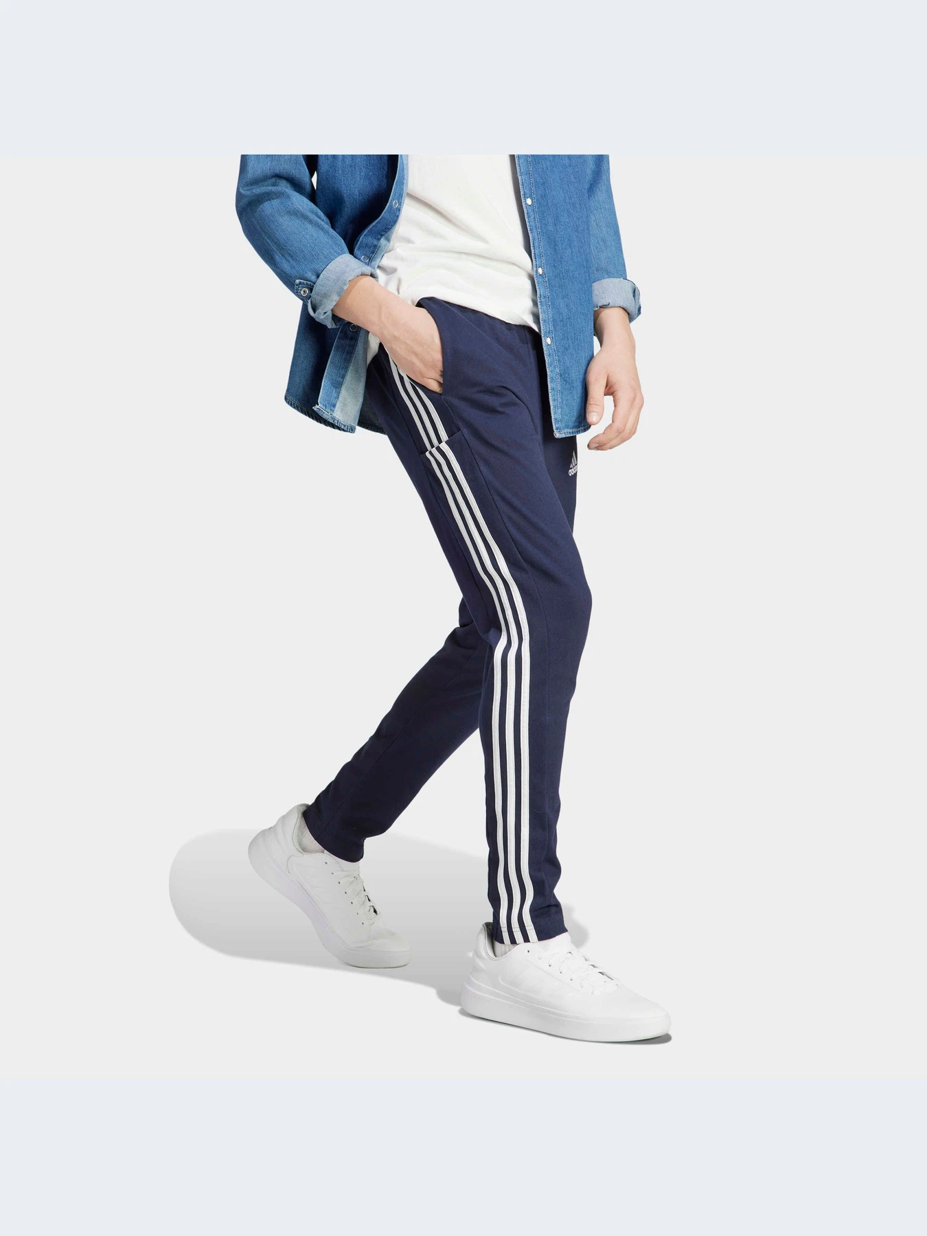 Брюки Adidas модель IC0045-KZ Брюки Adidas модель IC0045-KZ Фото