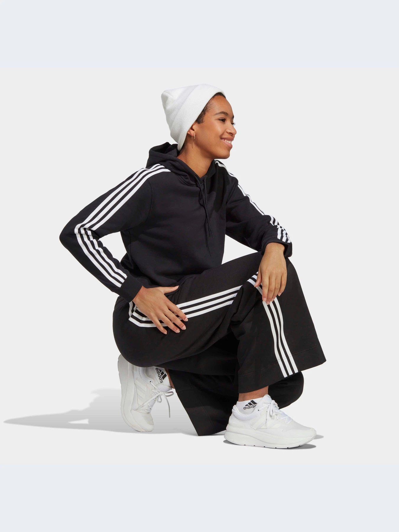 Худи и свитшоты Adidas модель IC8767-KZ Худи и свитшоты Adidas модель IC8767-KZ Фото