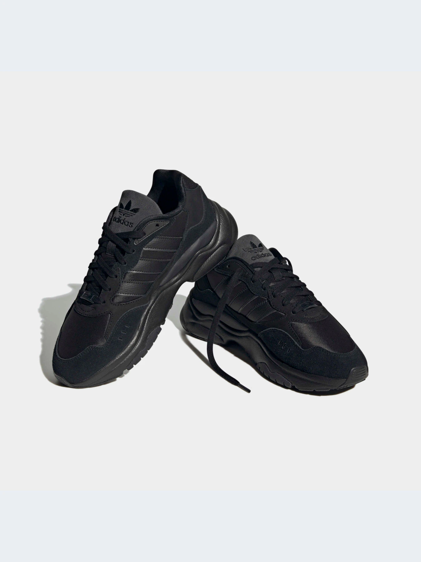 Кроссовки Adidas Retropy модель HP2200-KZ Кроссовки Adidas Retropy модель HP2200-KZ Фото