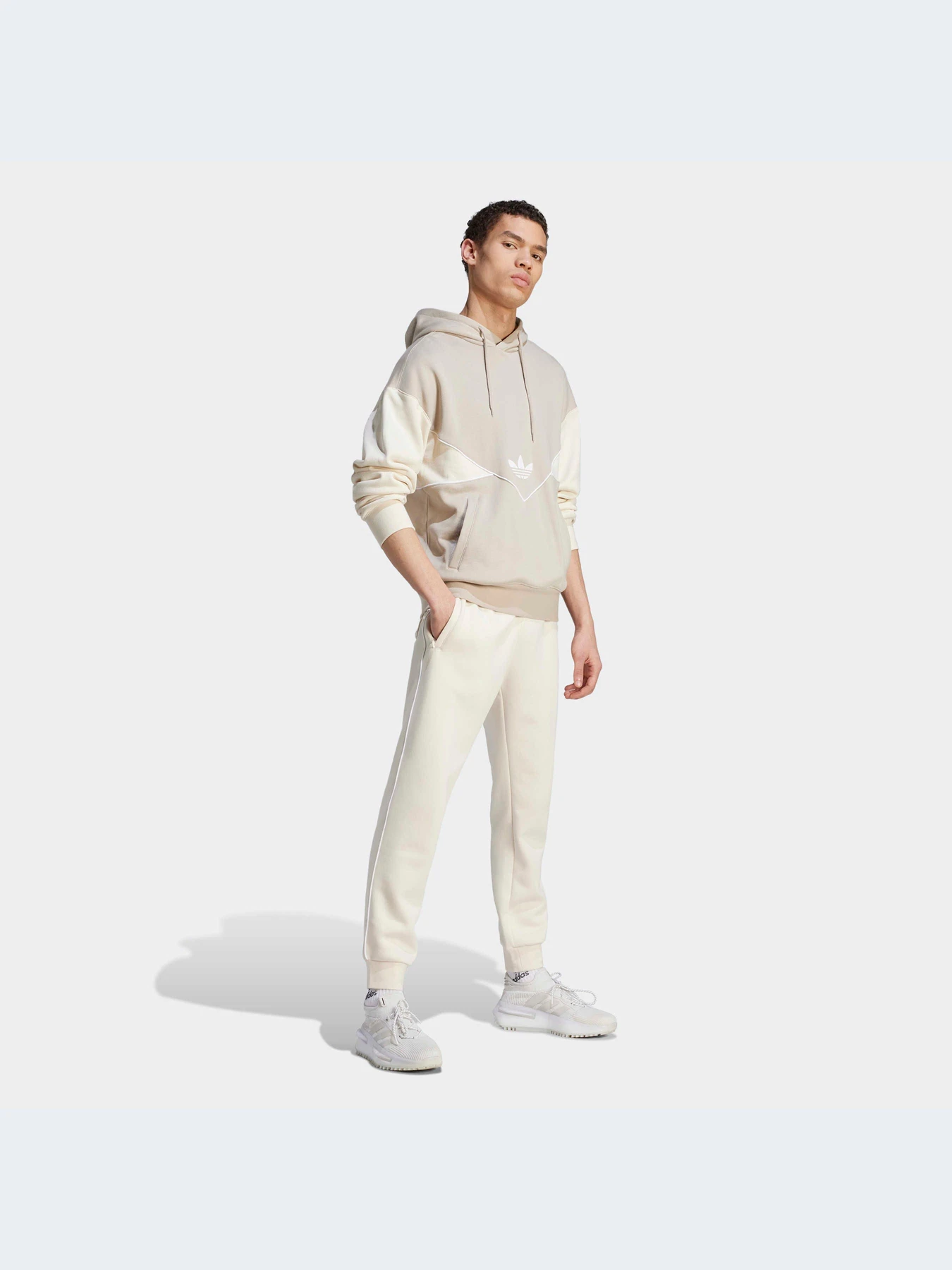 Худи и свитшоты Adidas Adicolor модель IM4412-KZ Худи и свитшоты Adidas Adicolor модель IM4412-KZ Фото