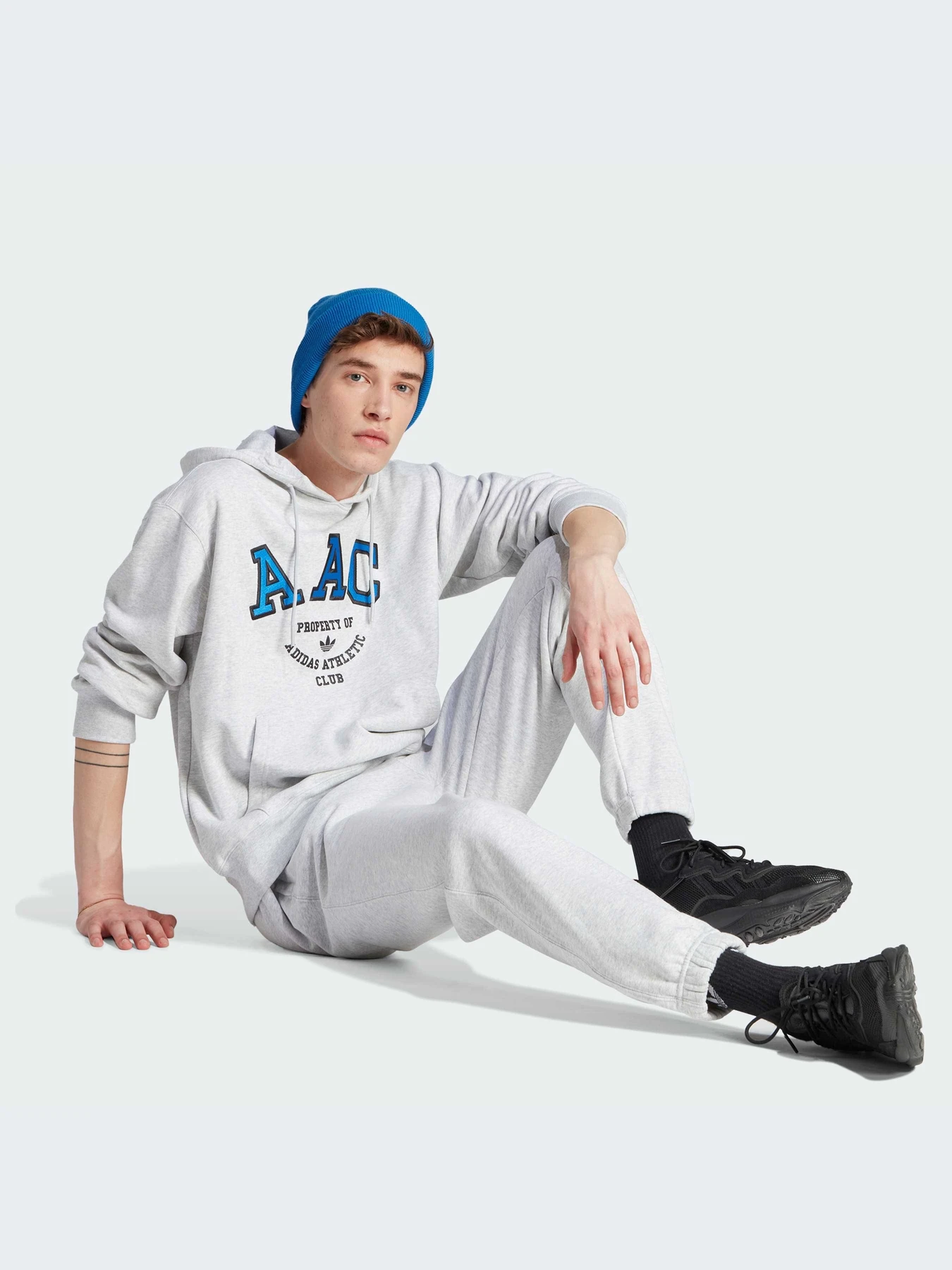 Худи и свитшоты Adidas модель IM4577-KZ Худи и свитшоты Adidas модель IM4577-KZ Фото