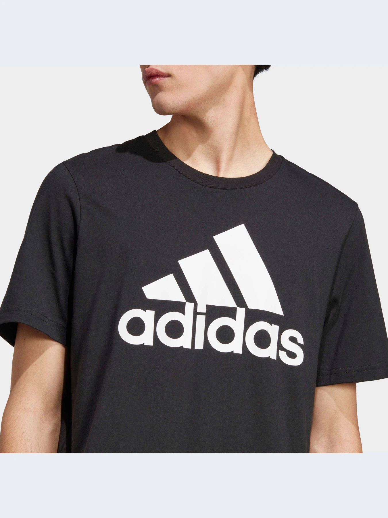 Футболки и поло Adidas модель IC9347-KZ Футболки и поло Adidas модель IC9347-KZ Фото