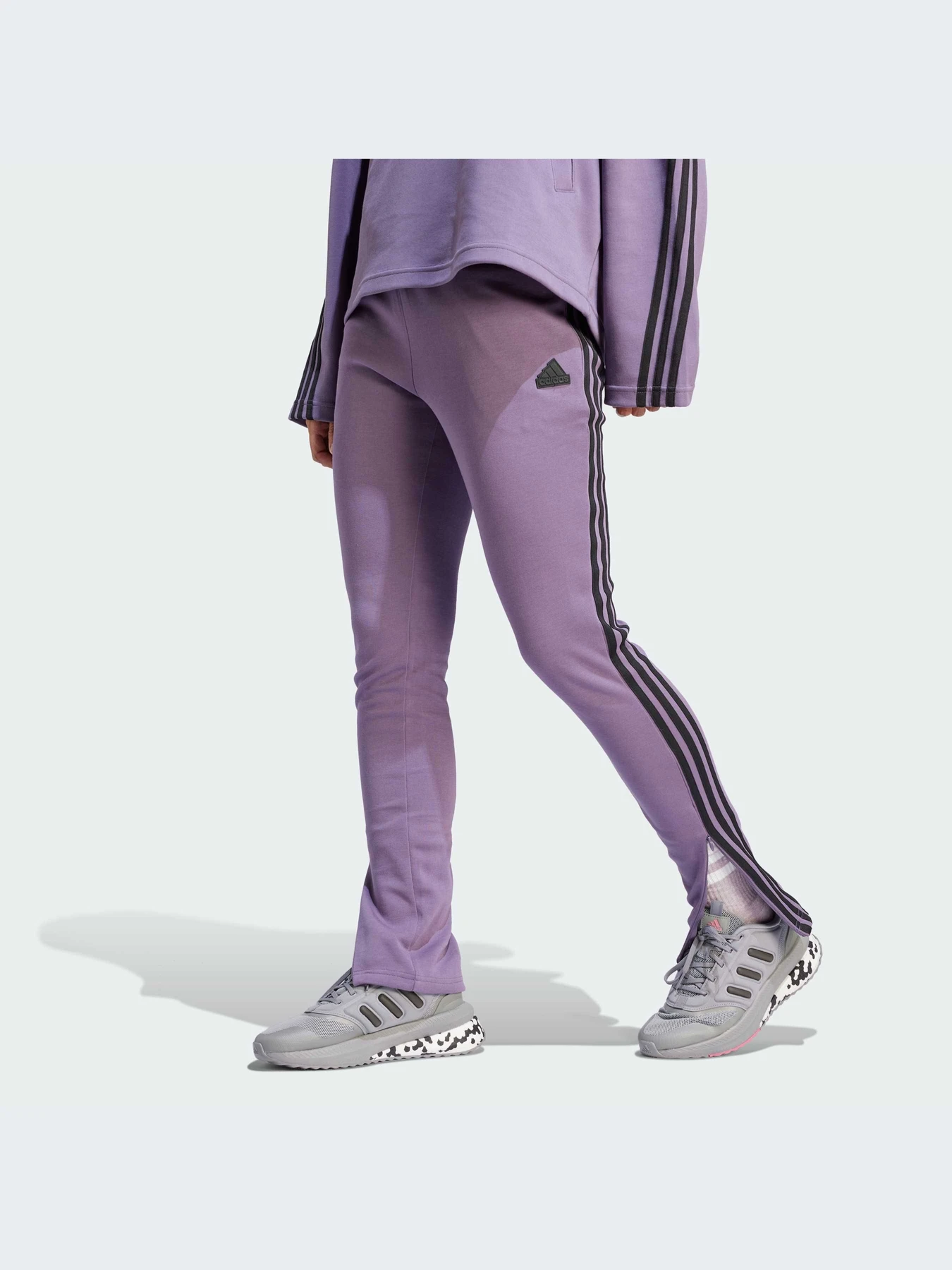 Брюки Adidas Icons модель IL3043-KZ Брюки Adidas Icons модель IL3043-KZ Фото