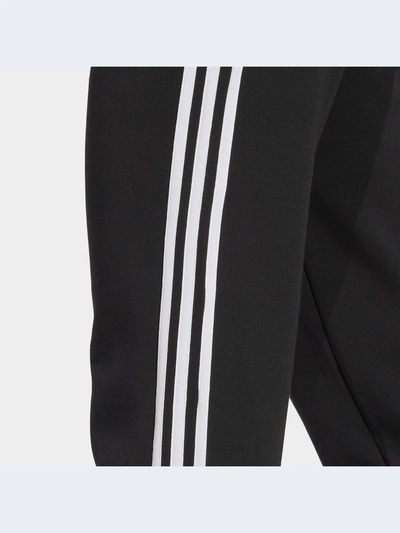 Брюки Adidas модель HT4704-KZ Брюки Adidas модель HT4704-KZ Фото