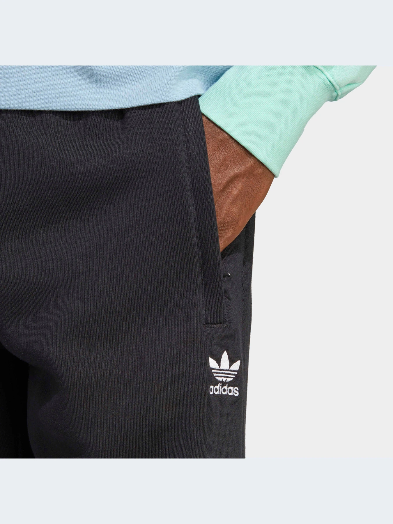 Брюки Adidas Trefoil модель IA4837-KZ Брюки Adidas Trefoil модель IA4837-KZ Фото
