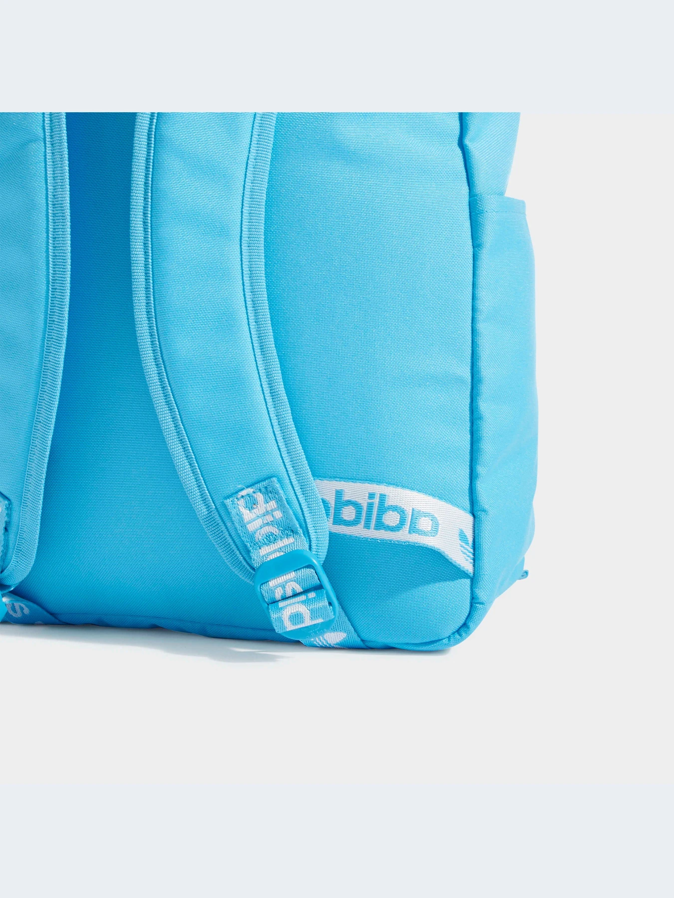 Рюкзаки Adidas Adicolor модель HD7153-KZ Рюкзаки Adidas Adicolor модель HD7153-KZ Фото